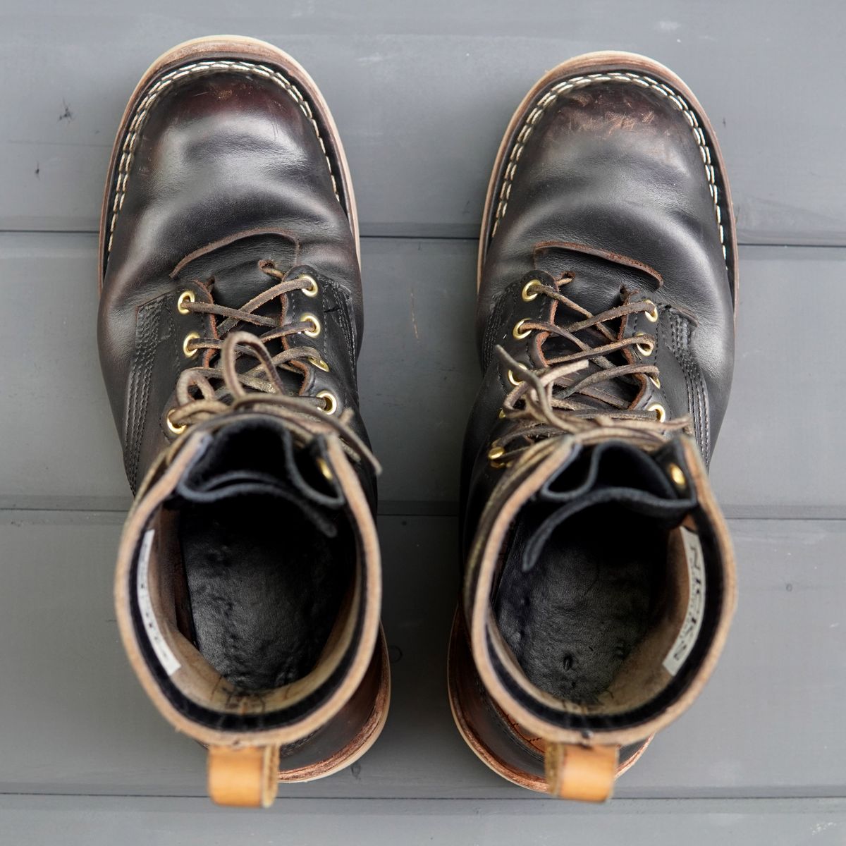 Photo by Leroy on April 4, 2024 of the Nicks x Zuriick Merriman in Horween Black Chromexcel.