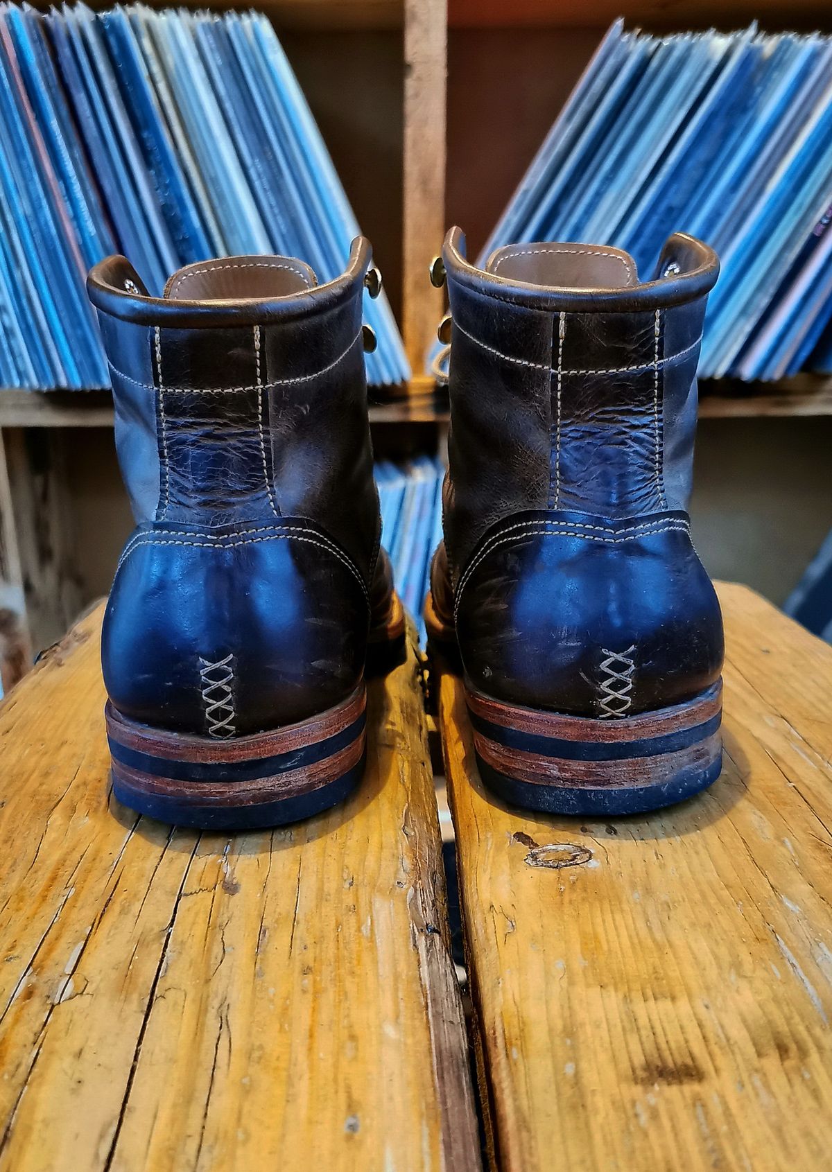 Photo by Kustomkraft on December 5, 2022 of the Kustom Kraft Unlisted Model in Unknown Leather.