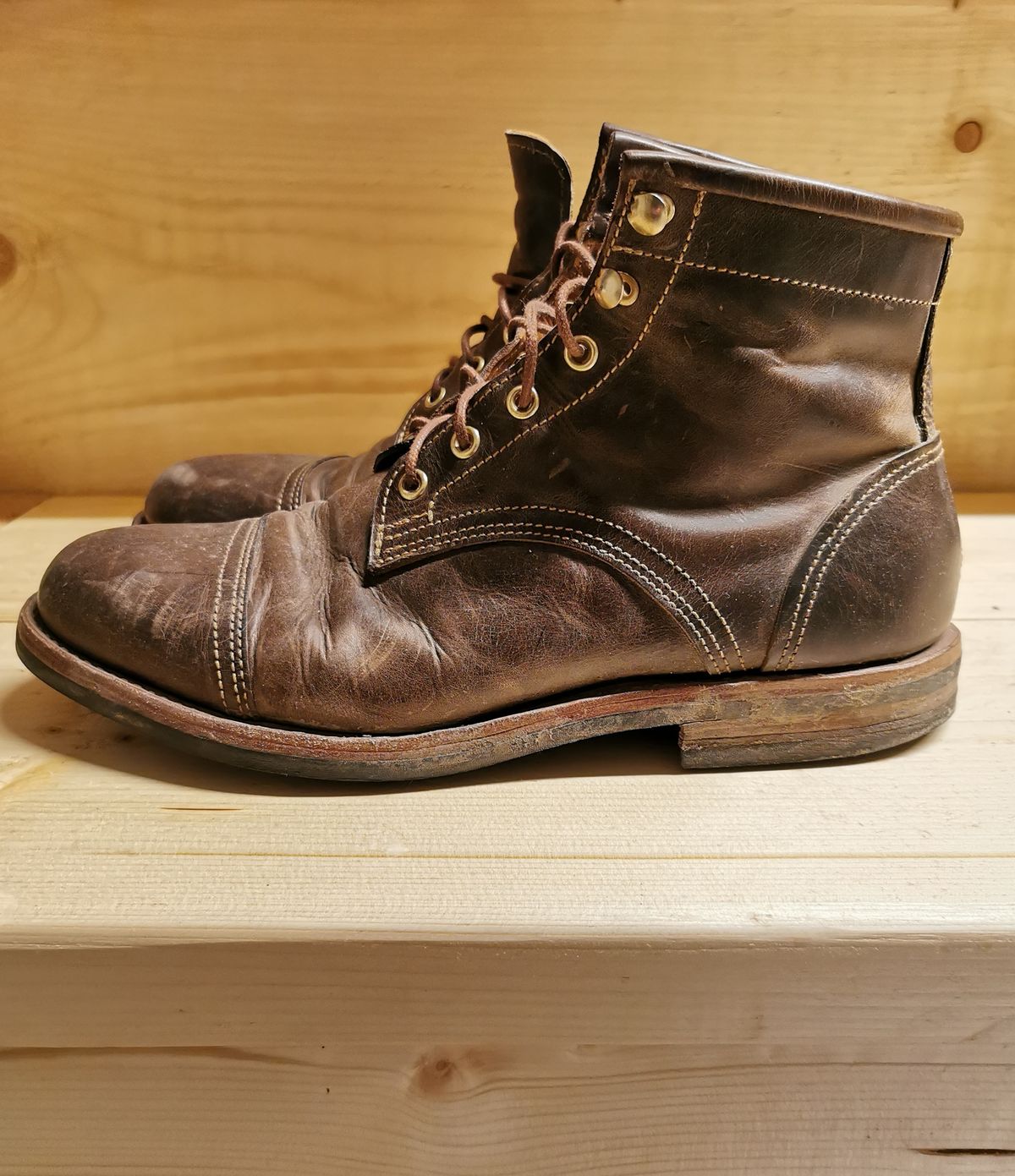 Photo by Kustomkraft on February 5, 2023 of the Kustom Kraft Unlisted Model in Unknown Leather.