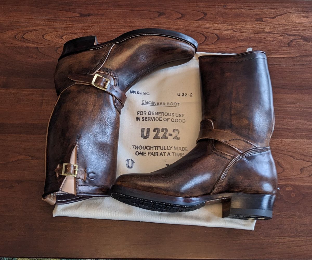 Photo by melloyello on March 7, 2023 of the Unsung U 22-2 Engineer Boot in Wickett & Craig Natural Veg Tan.