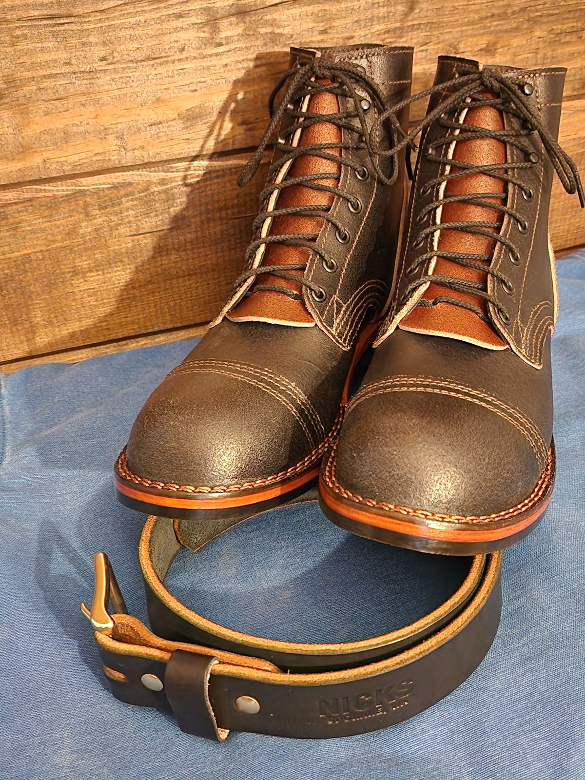 Photo by Pale_Highl1ight on September 25, 2024 of the Nicks Nicks/ x Butterscotch Triton Boot in Nicks/ Horween Black Waxed Flesh.