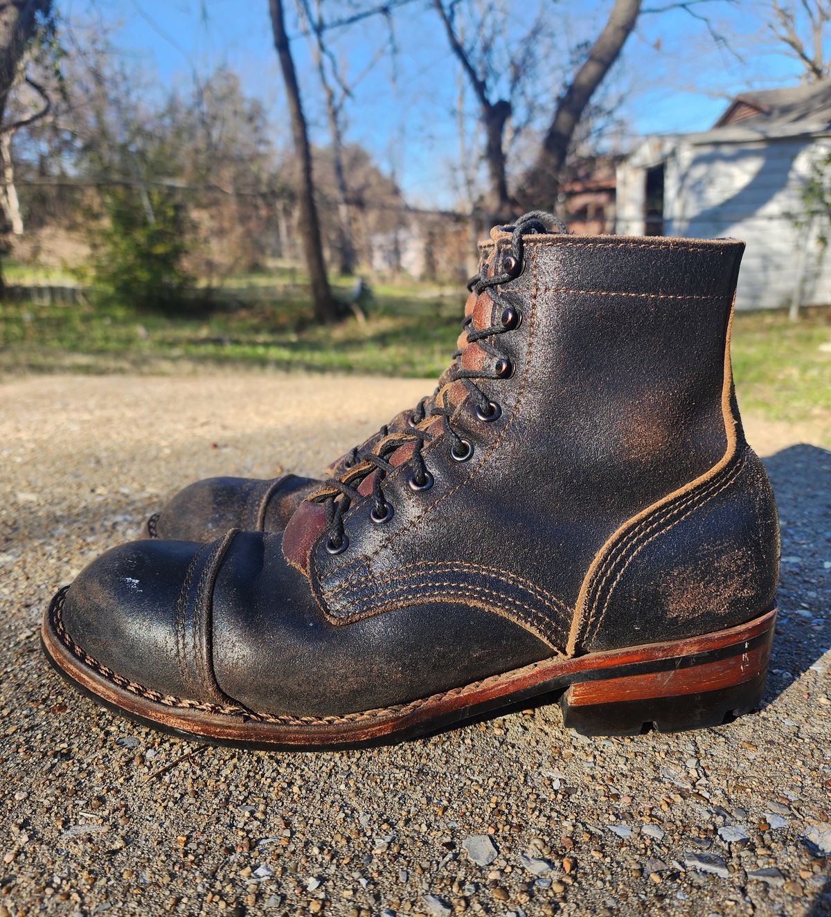 Photo by Pale_Highl1ight on January 1, 2025 of the Nicks Nicks/ x Butterscotch Triton Boot in Nicks/ Horween Black Waxed Flesh.