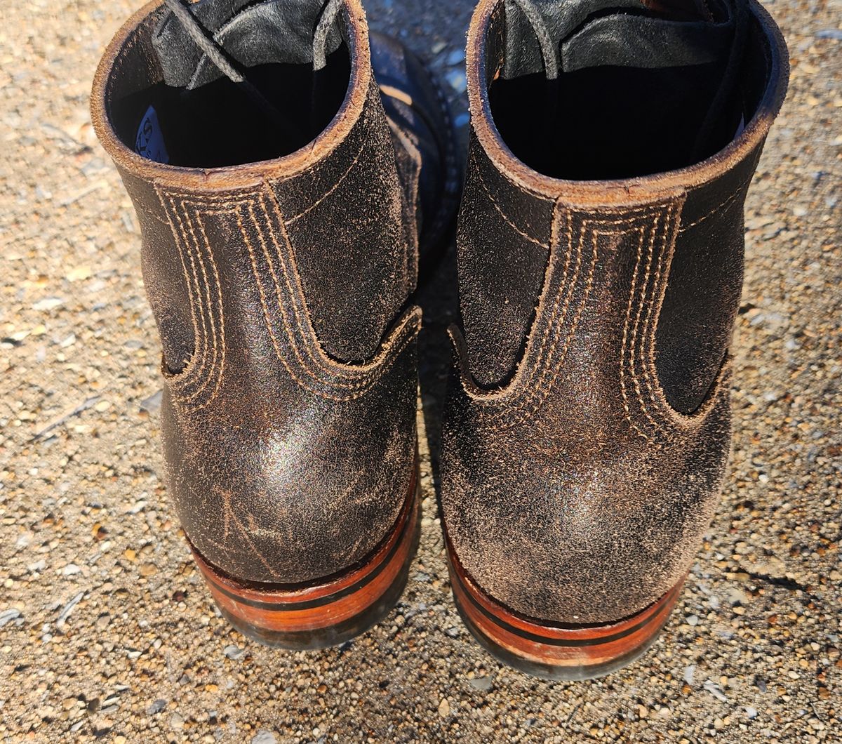 Photo by Pale_Highl1ight on January 1, 2025 of the Nicks Nicks/ x Butterscotch Triton Boot in Nicks/ Horween Black Waxed Flesh.