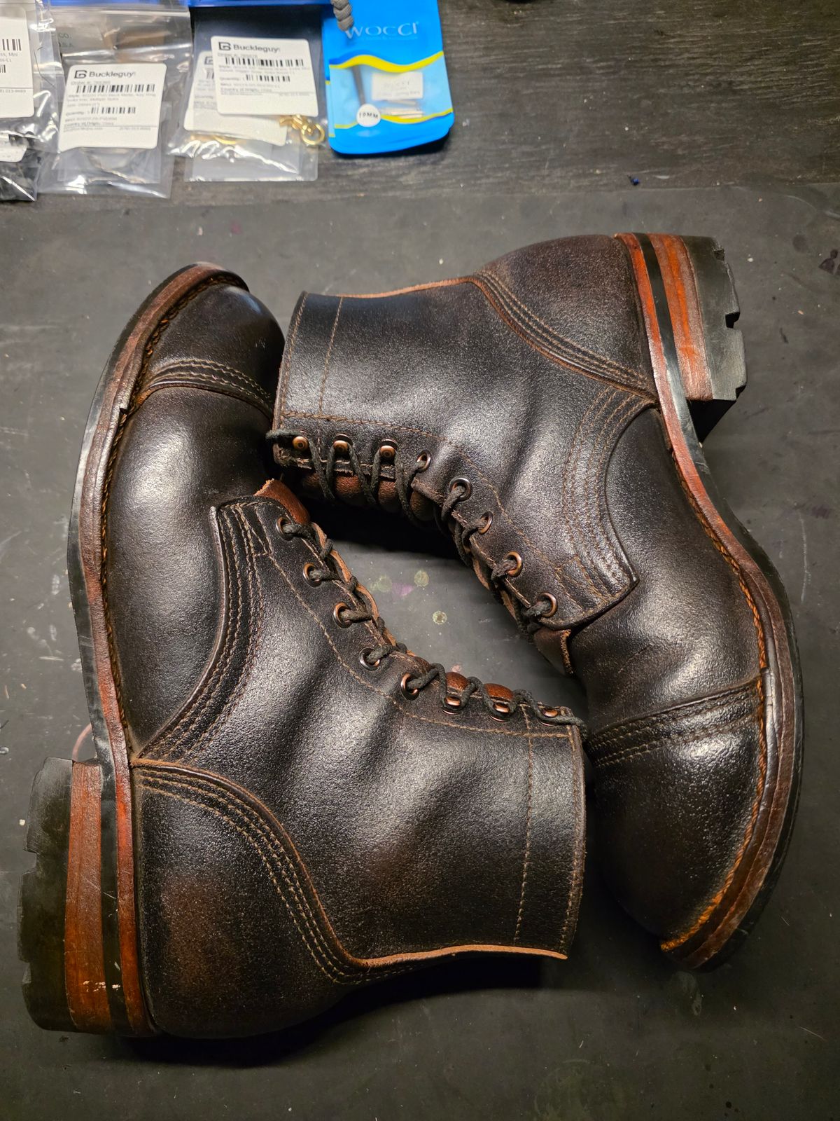Photo by Pale_Highl1ight on September 21, 2025 of the Nicks Nicks/ x Butterscotch Triton Boot in Nicks/ Horween Black Waxed Flesh.