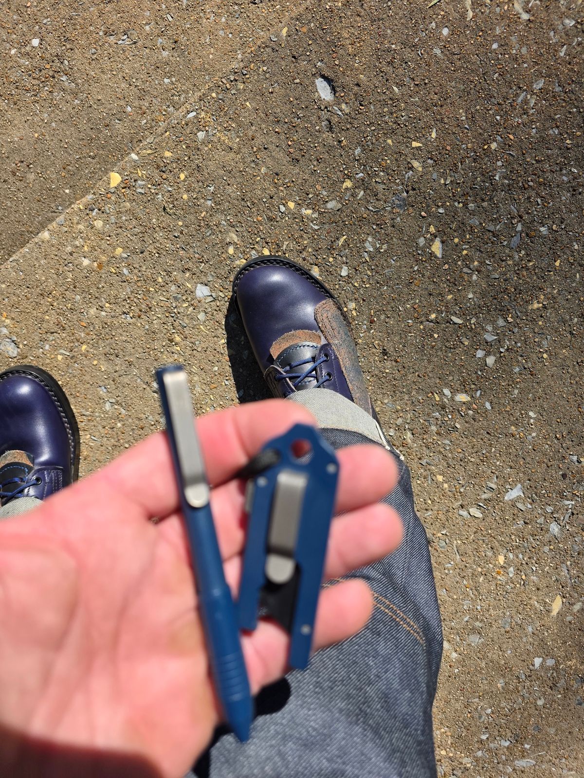 Photo by Pale_Highl1ight on October 15, 2025 of the Nicks MTO in Nicks/ Wickett And Craig Double Stuffed Cobalt.