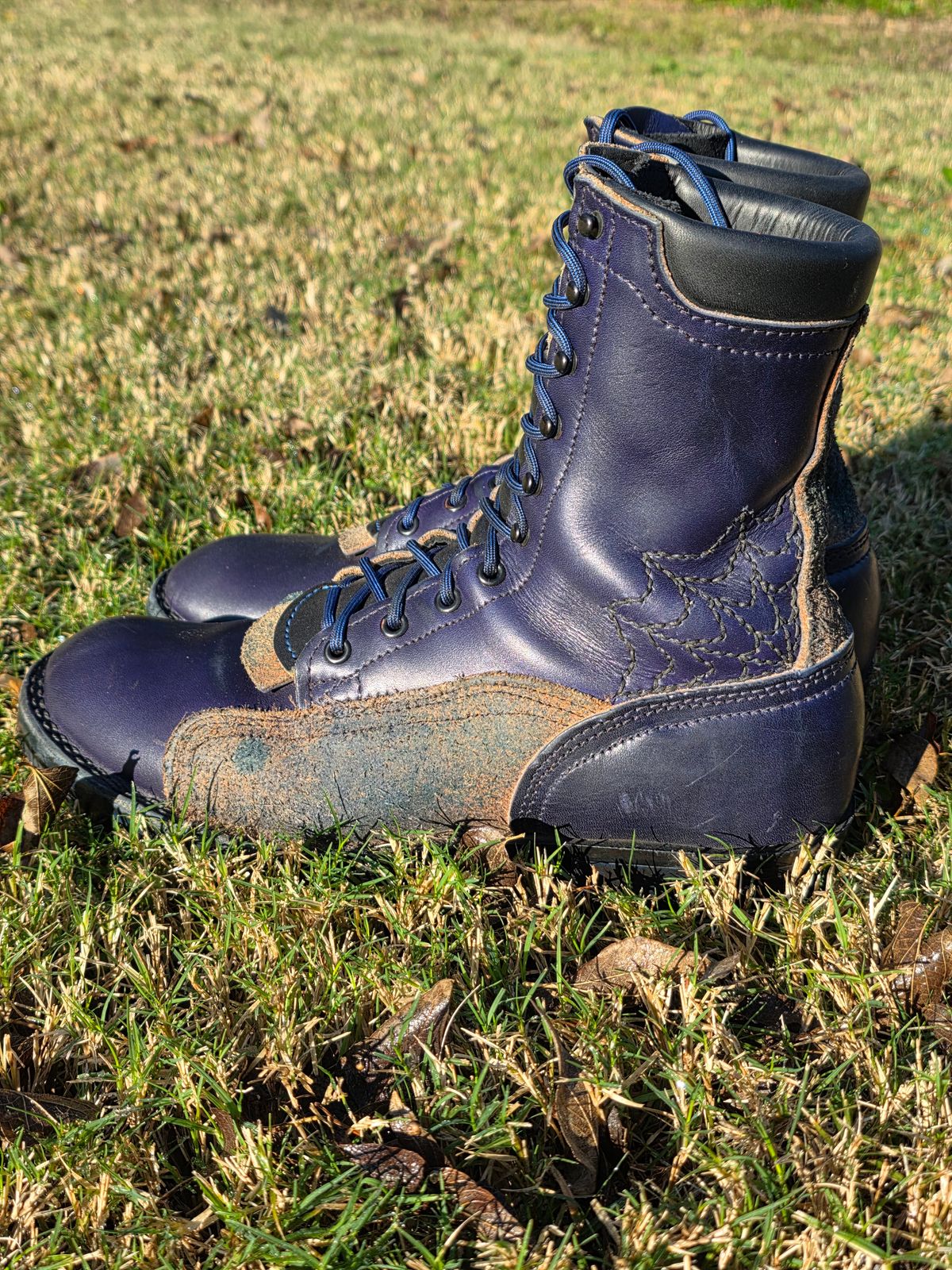 Photo by Pale_Highl1ight on December 2, 2025 of the Nicks MTO in Nicks/ Wickett And Craig Double Stuffed Cobalt.