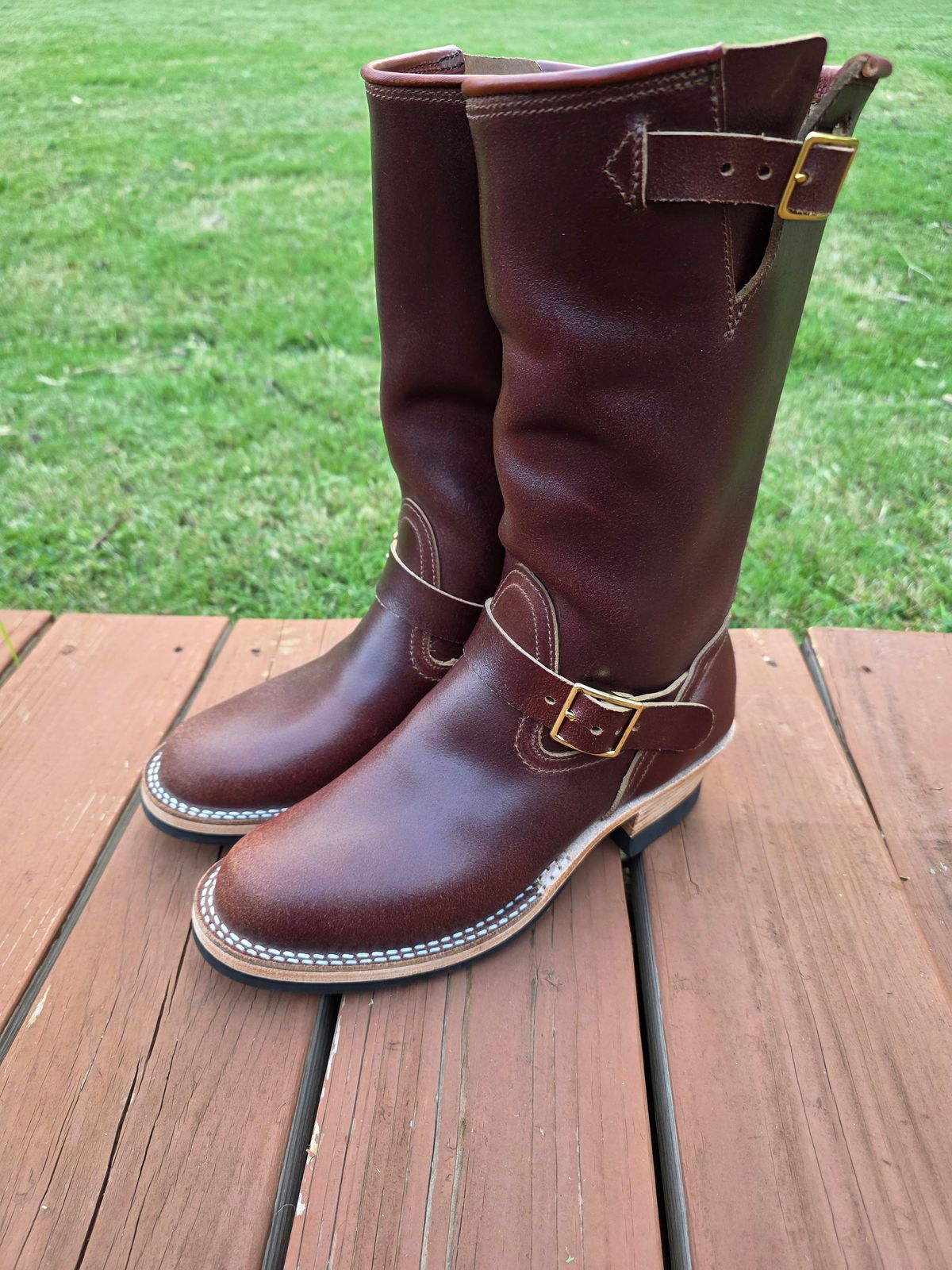 Photo by Pale_Highl1ight on September 15, 2025 of the Nicks StationMaster in Horween Tan Waxed Flesh.