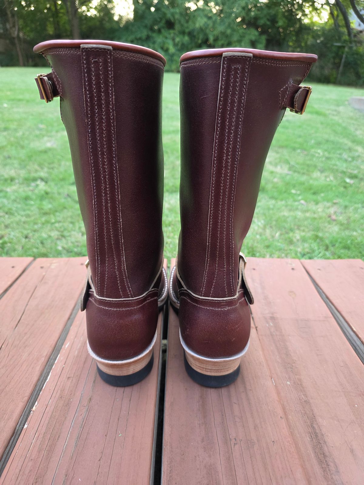 Photo by Pale_Highl1ight on September 15, 2025 of the Nicks StationMaster in Horween Tan Waxed Flesh.