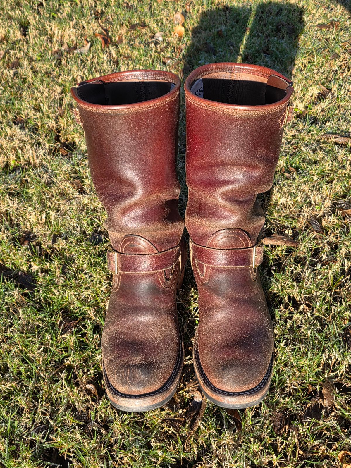 Photo by Pale_Highl1ight on December 2, 2025 of the Nicks StationMaster in Horween Tan Waxed Flesh.