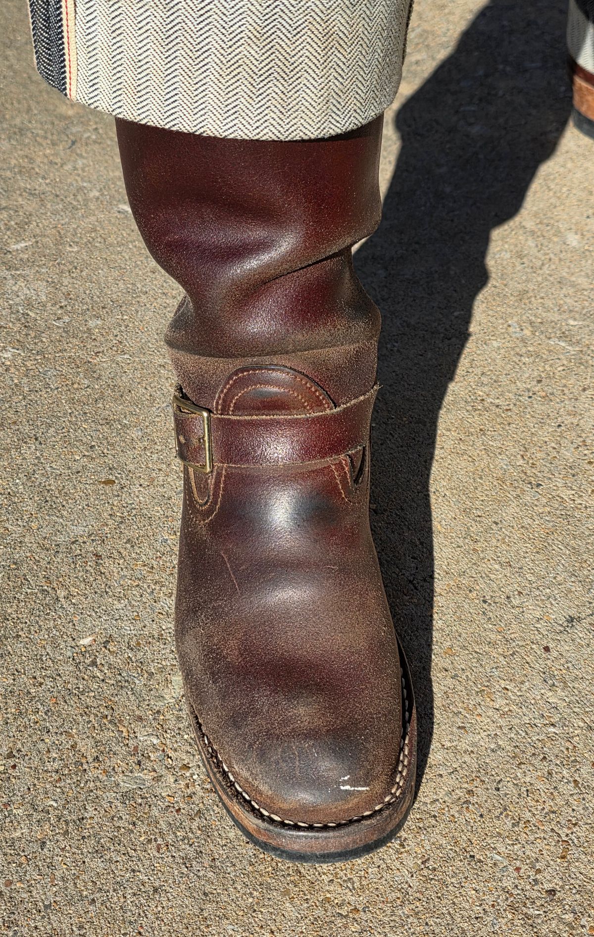 Photo by Pale_Highl1ight on December 12, 2025 of the Nicks StationMaster in Horween Tan Waxed Flesh.