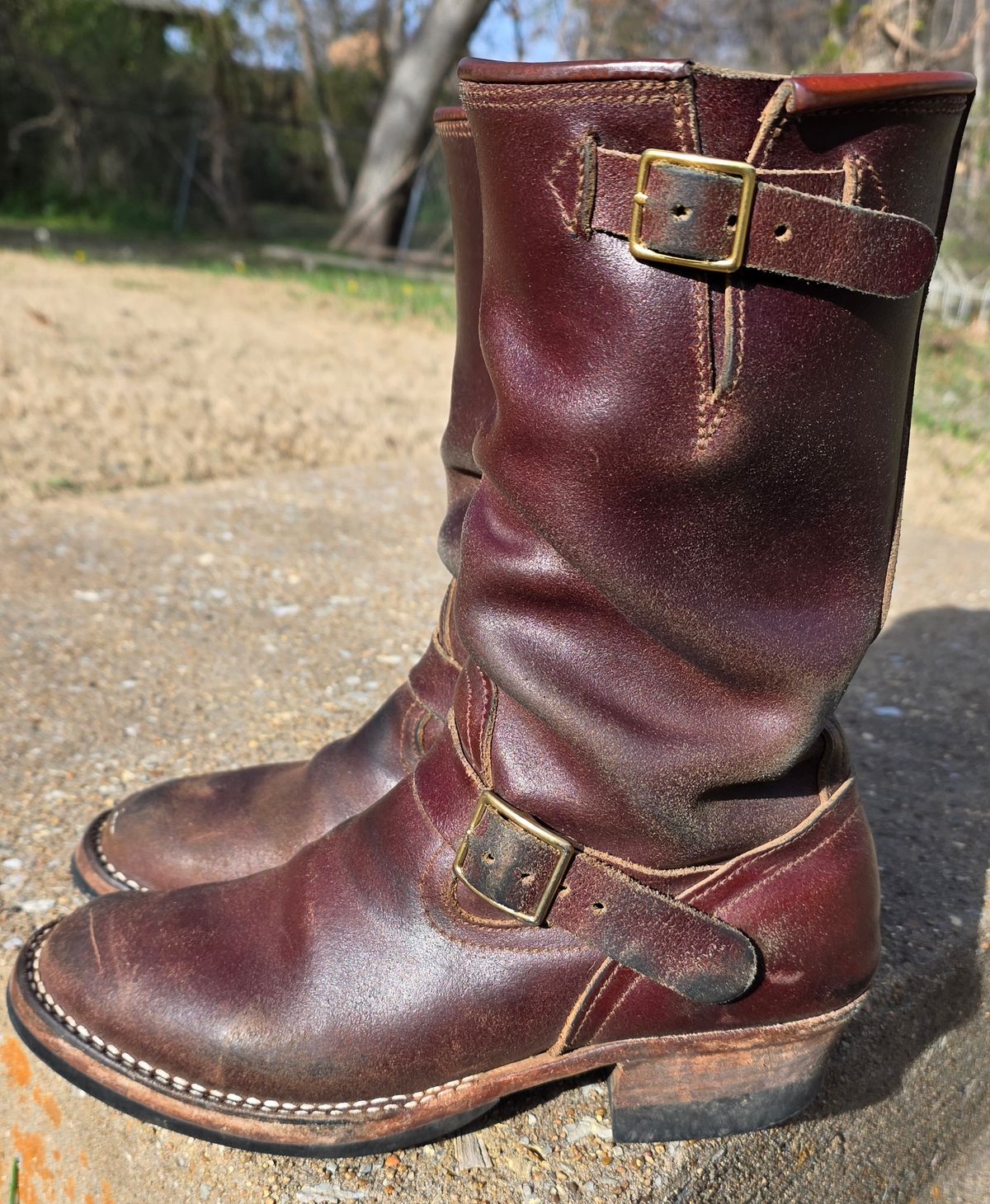 Photo by Pale_Highl1ight on January 1, 2026 of the Nicks StationMaster in Horween Tan Waxed Flesh.