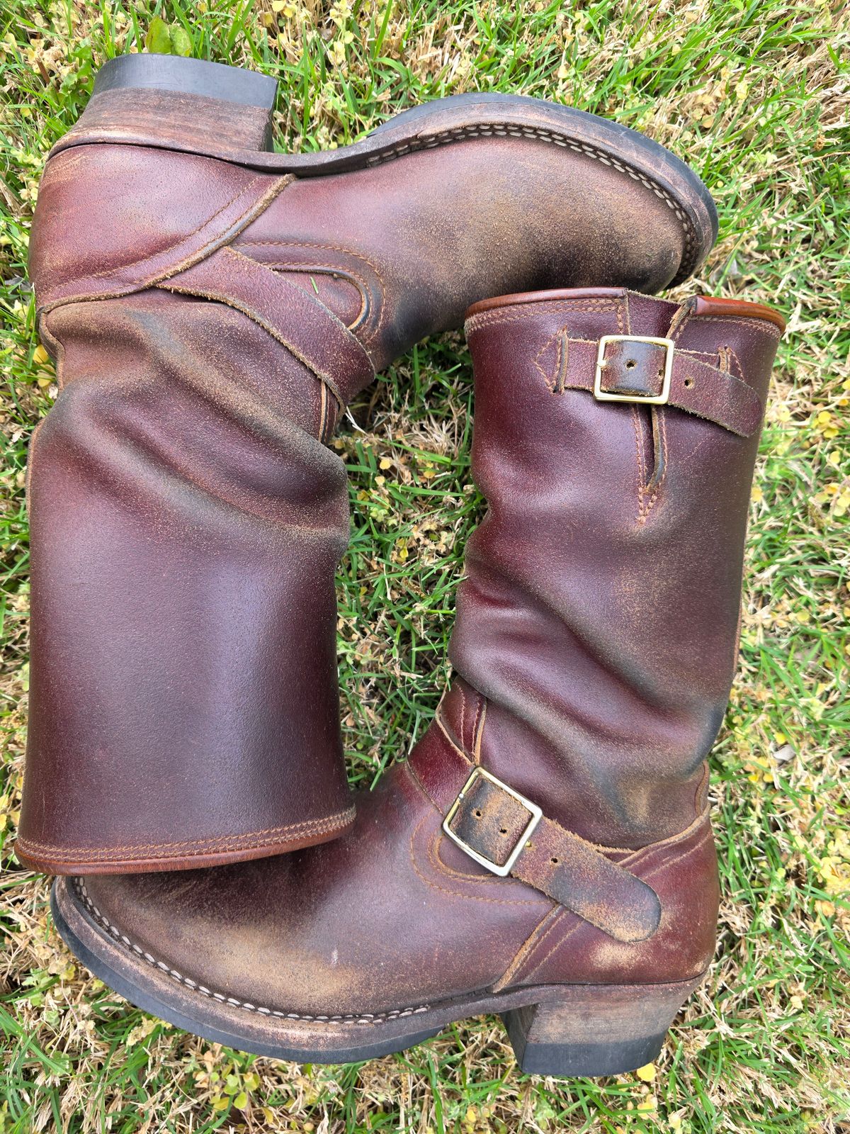 Photo by Pale_Highl1ight on April 1, 2026 of the Nicks StationMaster in Horween Tan Waxed Flesh.