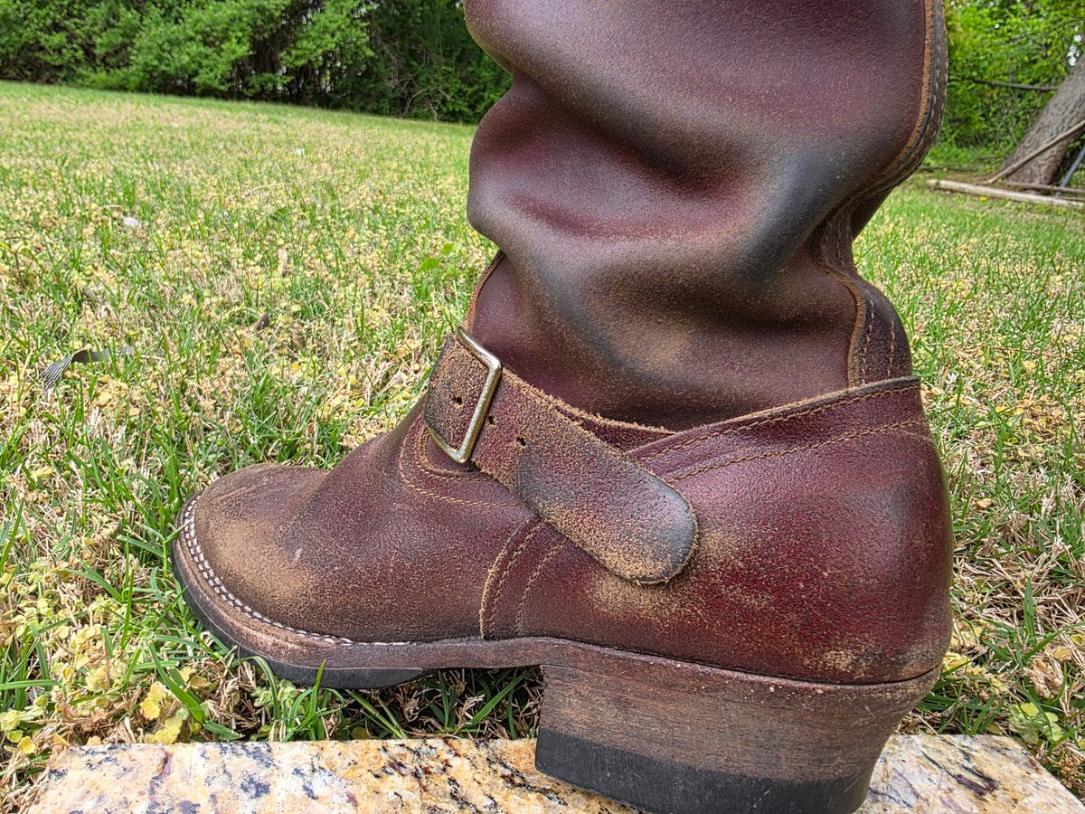 Photo by Pale_Highl1ight on April 1, 2026 of the Nicks StationMaster in Horween Tan Waxed Flesh.