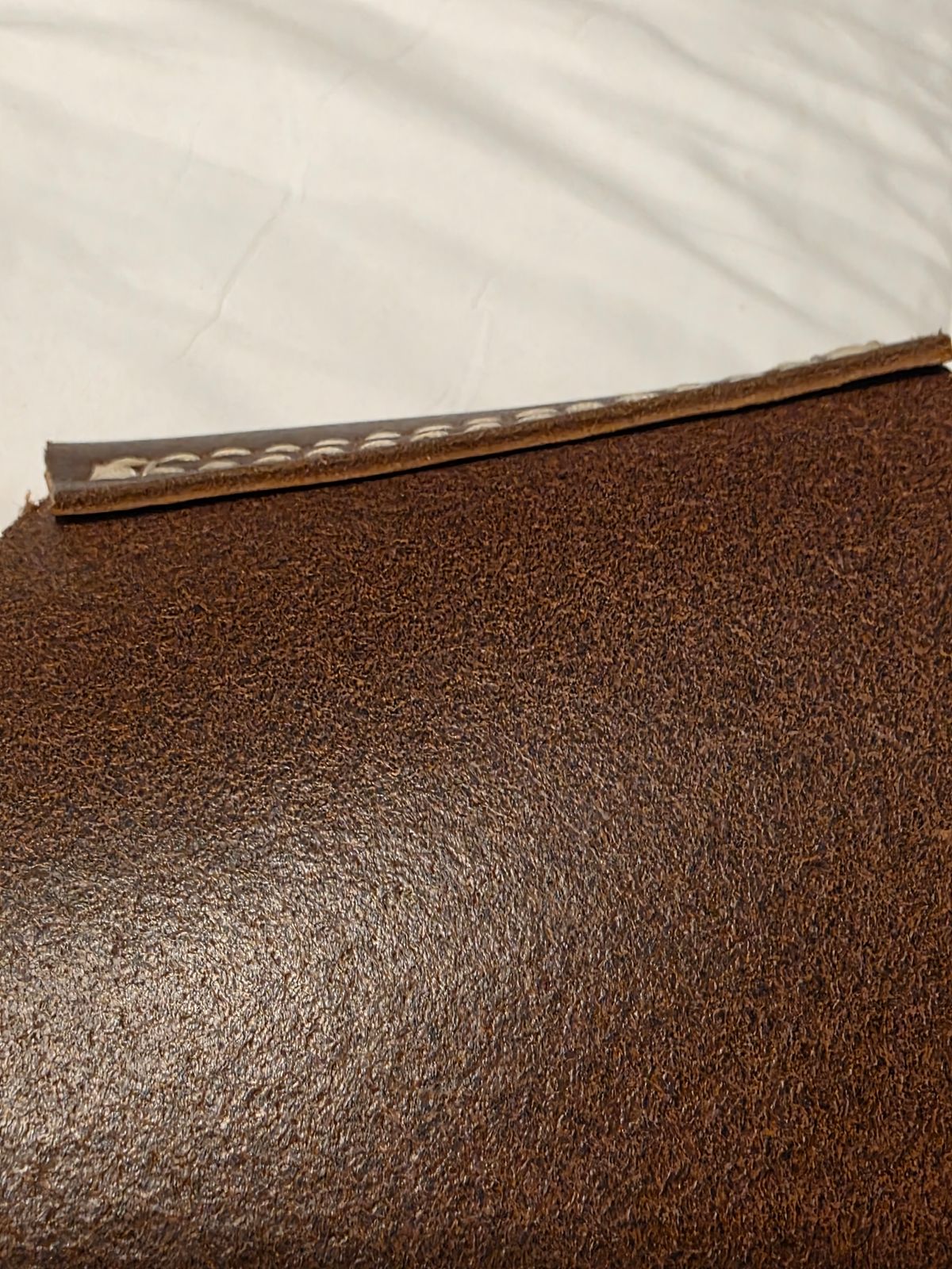 Photo by Pale_Highl1ight on September 20, 2025 of the Pale Highlight Natural Waxed Flesh Vest in Horween Natural Waxed Flesh.