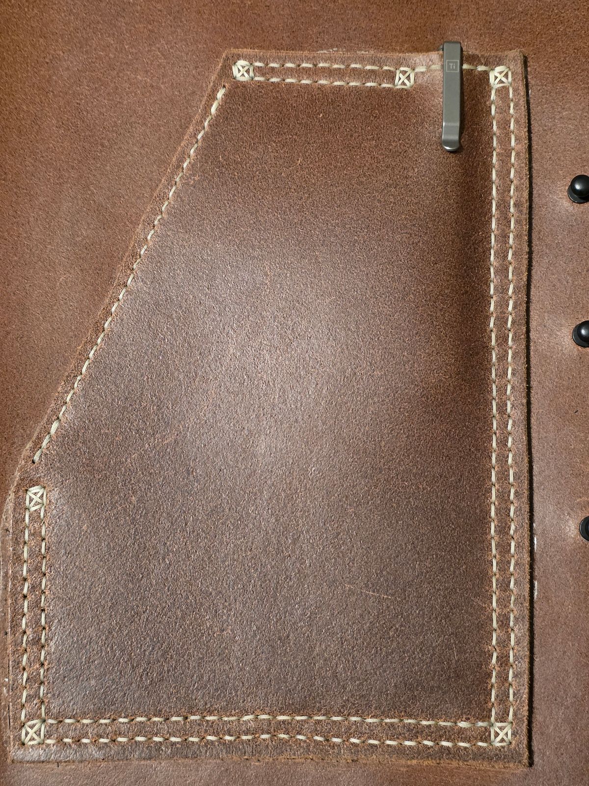 Photo by Pale_Highl1ight on September 20, 2025 of the Pale Highlight Natural Waxed Flesh Vest in Horween Natural Waxed Flesh.