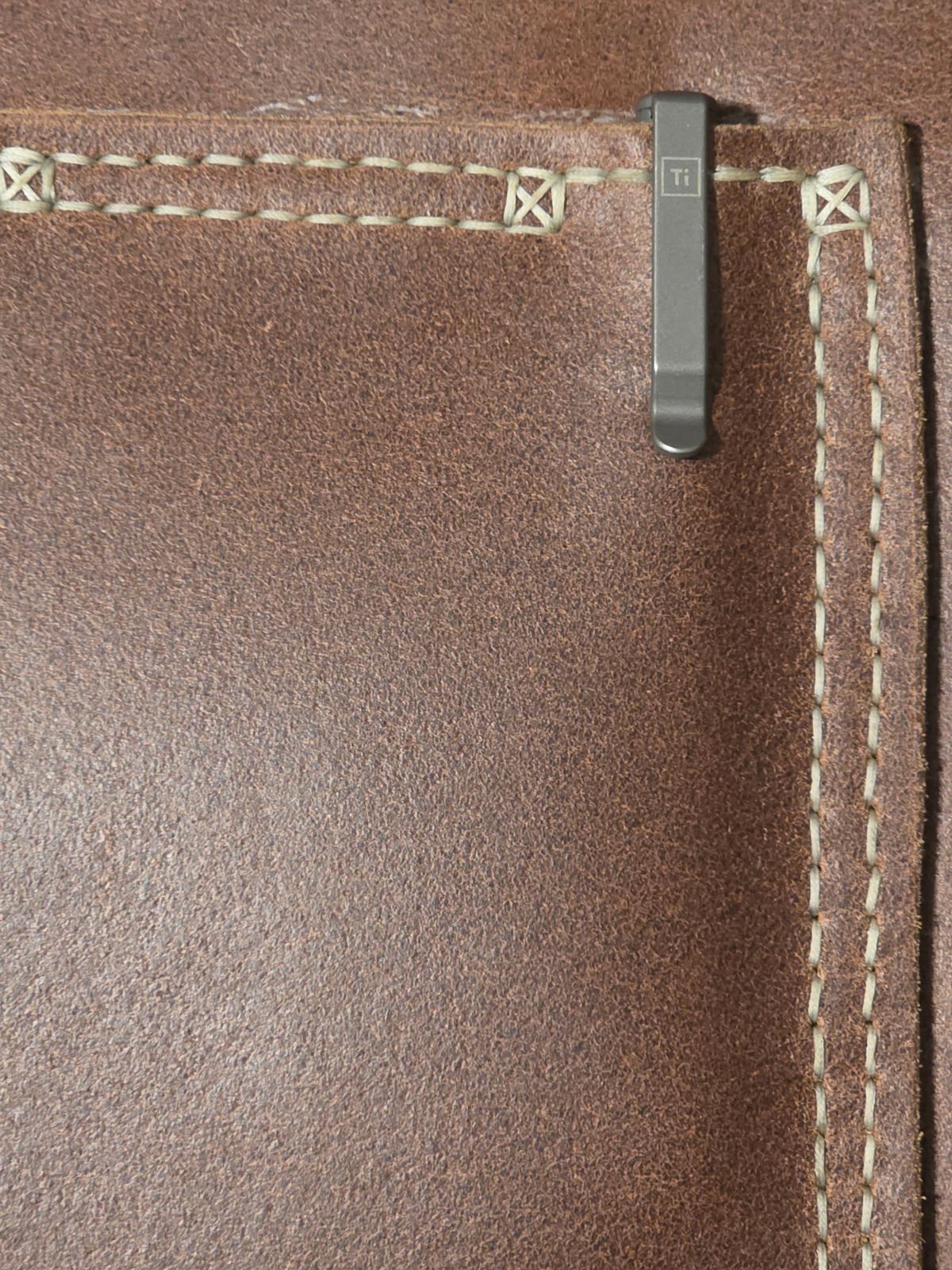 Photo by Pale_Highl1ight on September 20, 2025 of the Pale Highlight Natural Waxed Flesh Vest in Horween Natural Waxed Flesh.