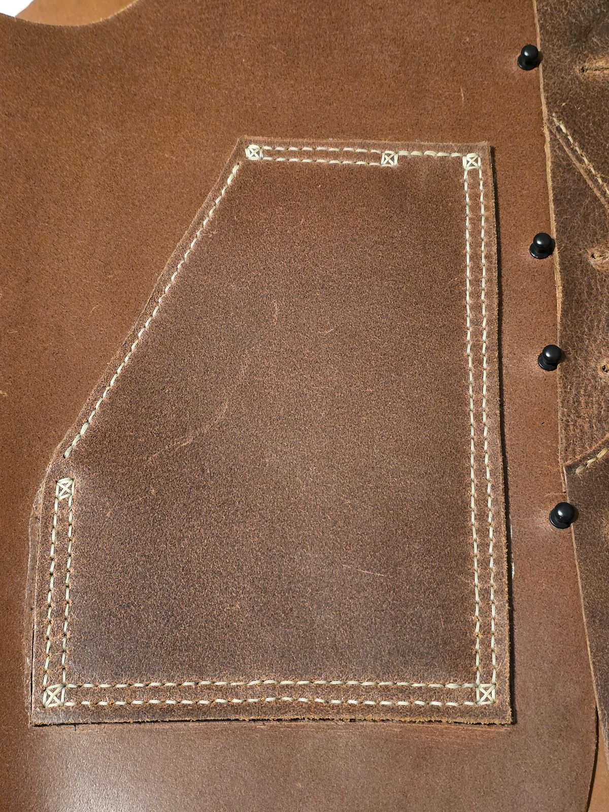 Photo by Pale_Highl1ight on September 20, 2025 of the Pale Highlight Natural Waxed Flesh Vest in Horween Natural Waxed Flesh.