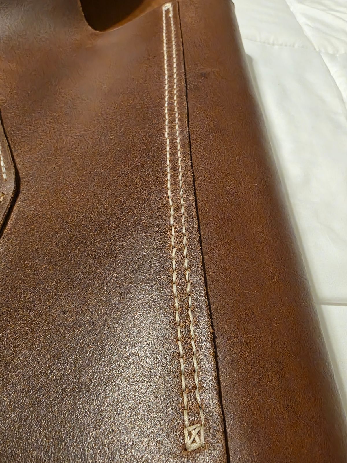 Photo by Pale_Highl1ight on September 20, 2025 of the Pale Highlight Natural Waxed Flesh Vest in Horween Natural Waxed Flesh.