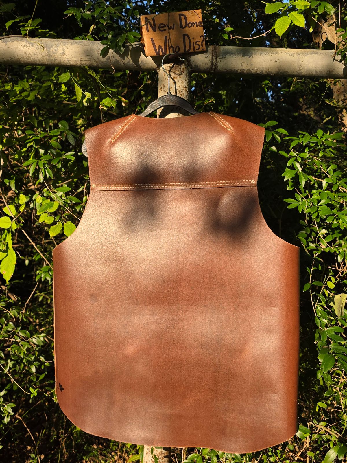Photo by Pale_Highl1ight on October 1, 2025 of the Pale Highlight Natural Waxed Flesh Vest in Horween Natural Waxed Flesh.