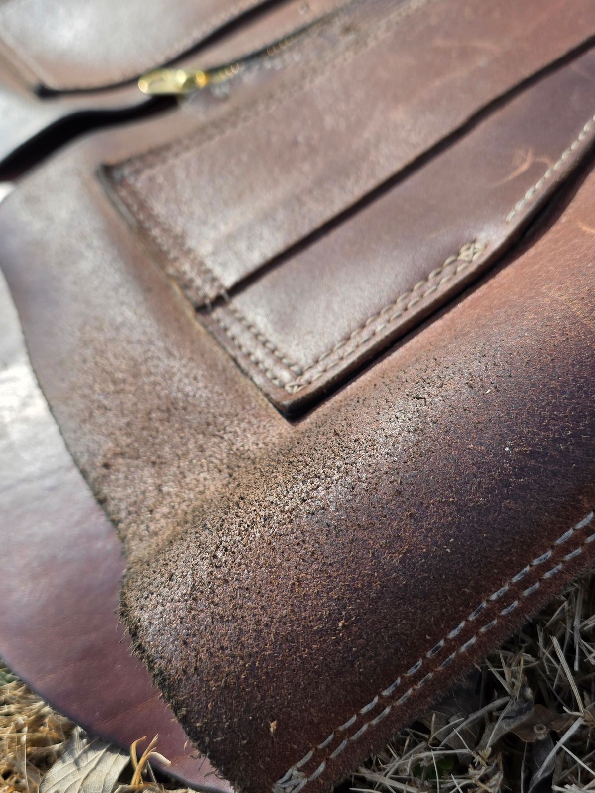 Photo by Pale_Highl1ight on January 1, 2026 of the Pale Highlight Natural Waxed Flesh Vest in Horween Natural Waxed Flesh.