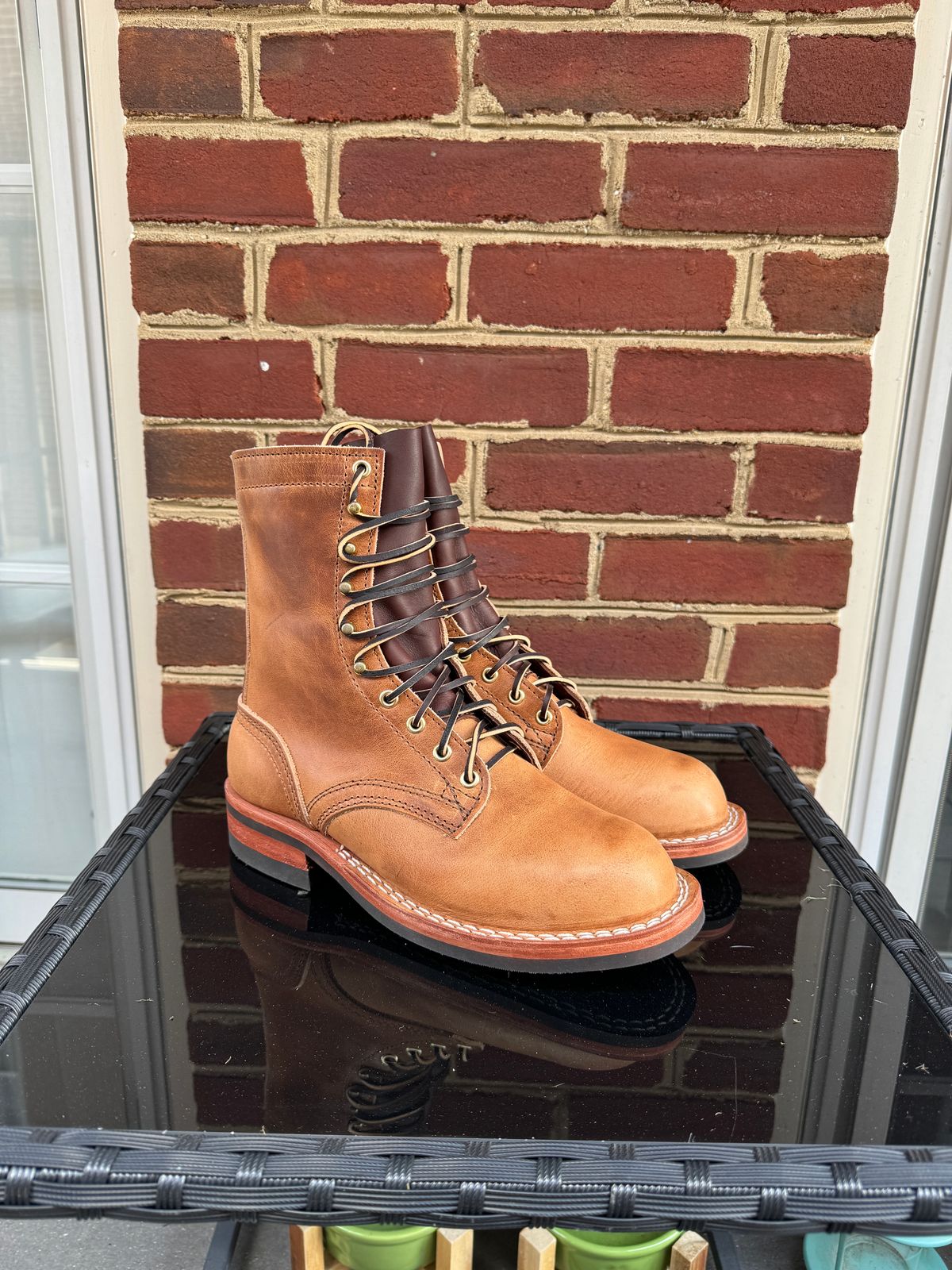 Photo by amcape on October 5, 2023 of the Nicks Officer in Horween Natural Dublin.
