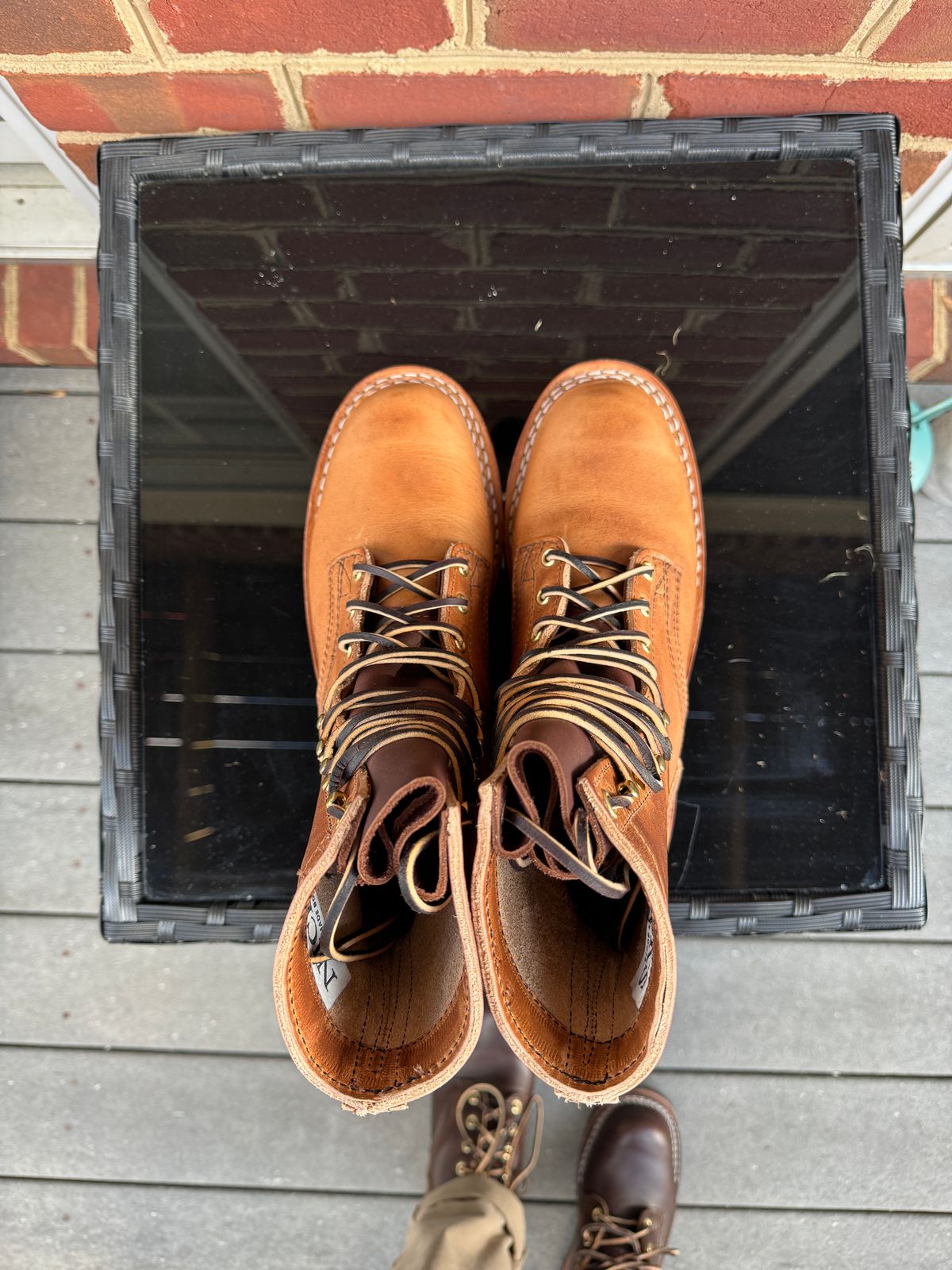 Photo by amcape on October 5, 2023 of the Nicks Officer in Horween Natural Dublin.