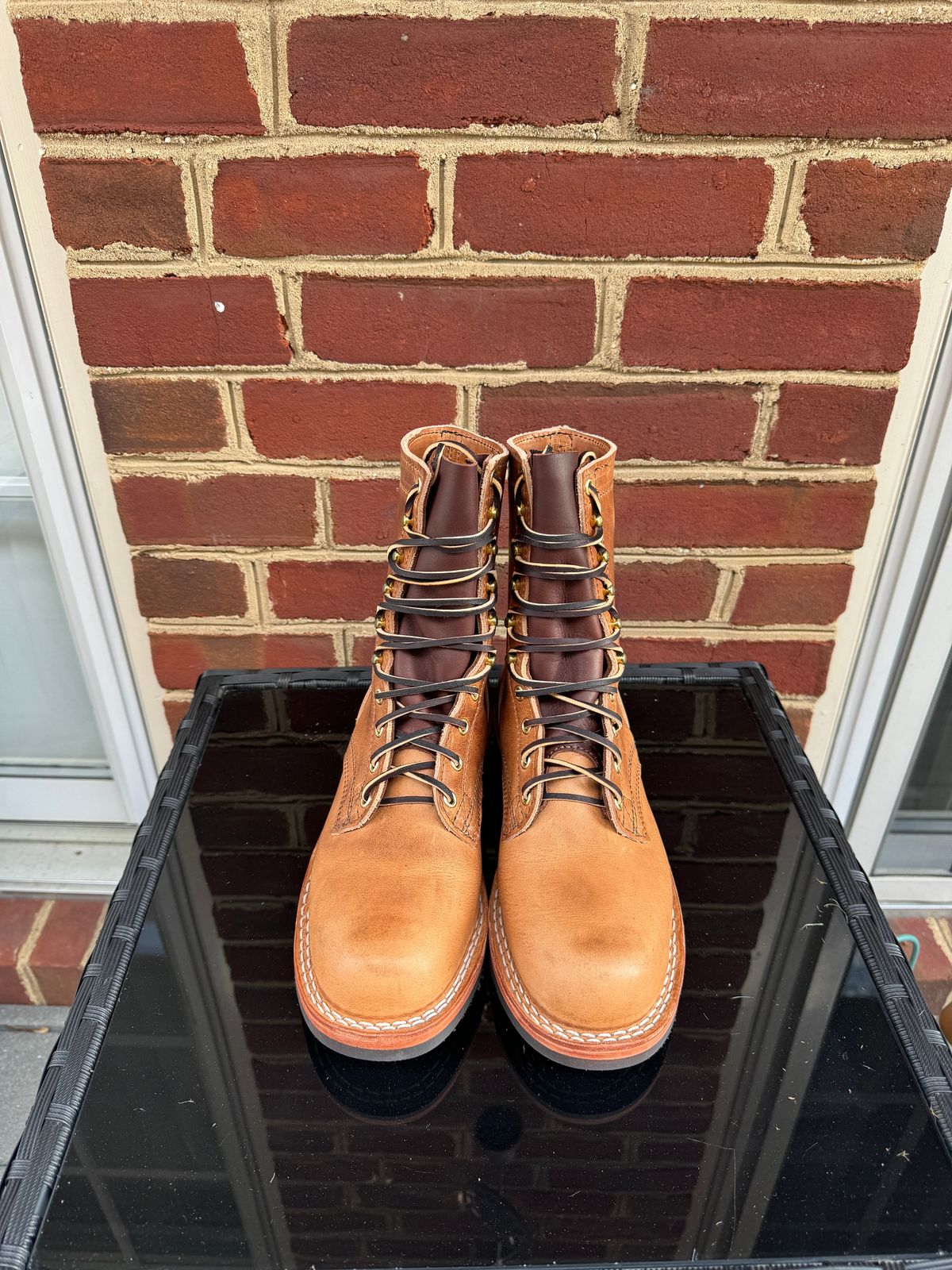 Photo by amcape on October 5, 2023 of the Nicks Officer in Horween Natural Dublin.