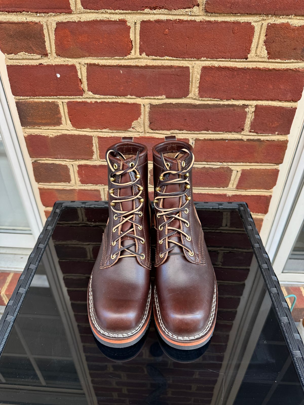 Photo by amcape on October 3, 2023 of the Nicks Robert in Horween Brown Chromexcel.