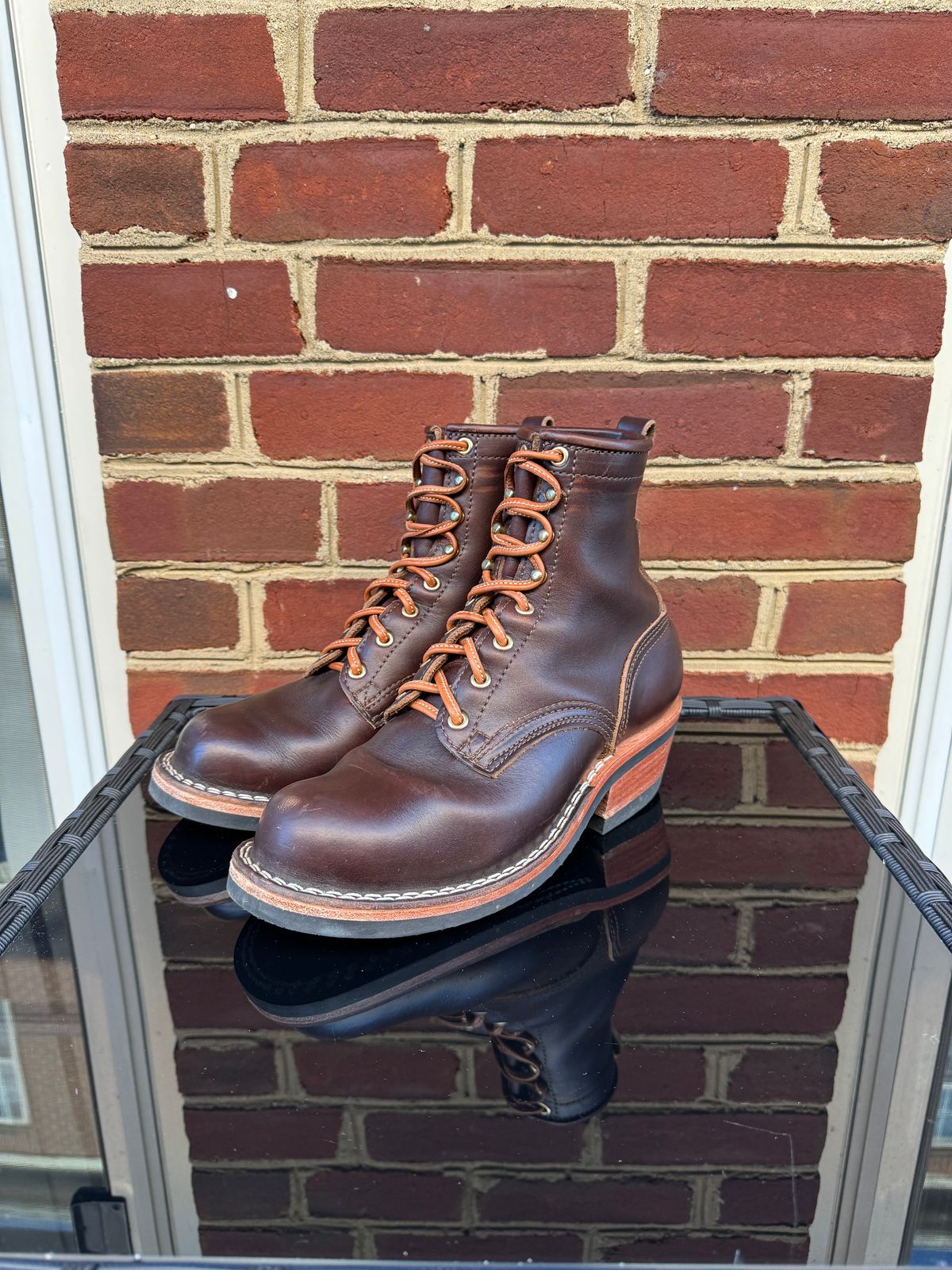 Photo by amcape on November 1, 2023 of the Nicks Robert in Horween Brown Chromexcel.