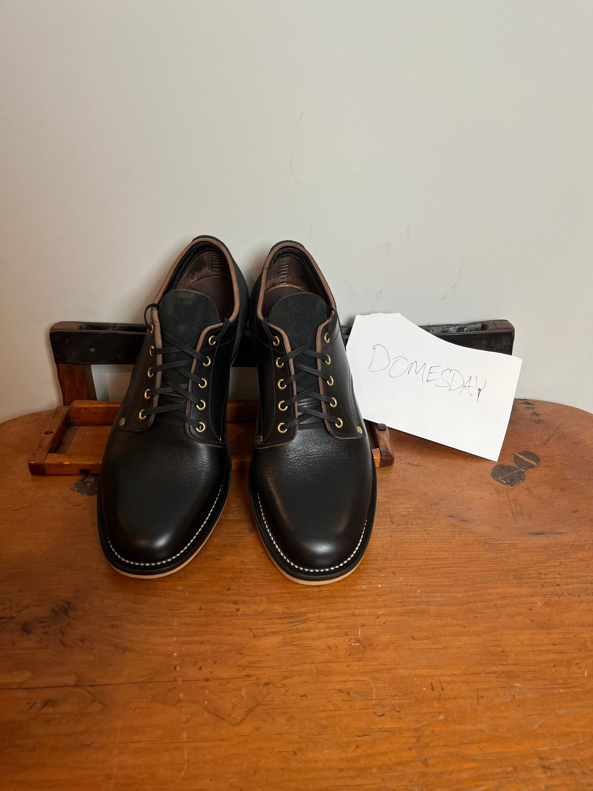 Photo by dirtbag_aesthete on October 6, 2024 of the NF Bootmaker Milton Shoe in Horween Tumbled Black Chromexcel.