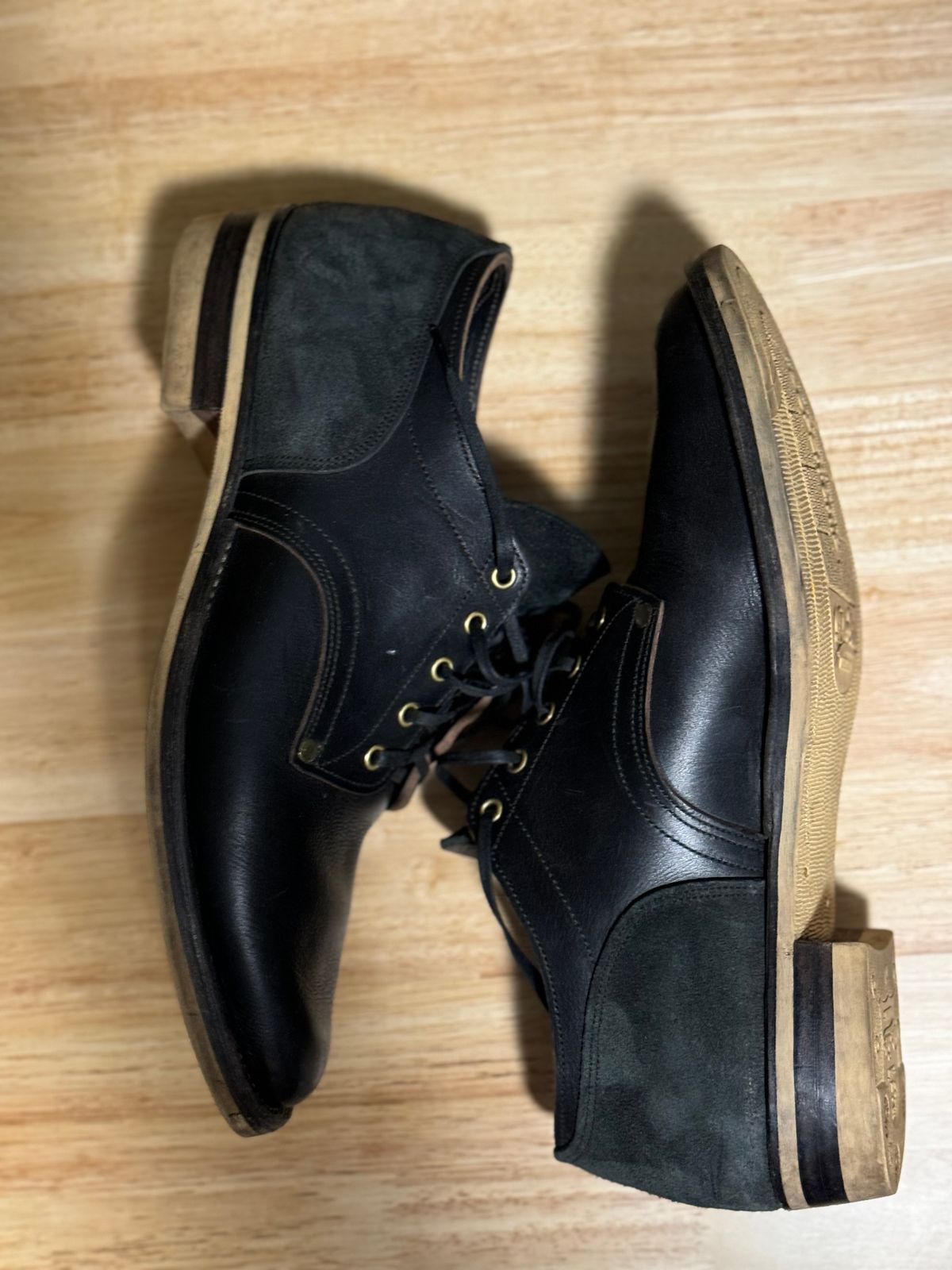 Photo by dirtbag_aesthete on November 5, 2024 of the NF Bootmaker Milton Shoe in Horween Tumbled Black Chromexcel.