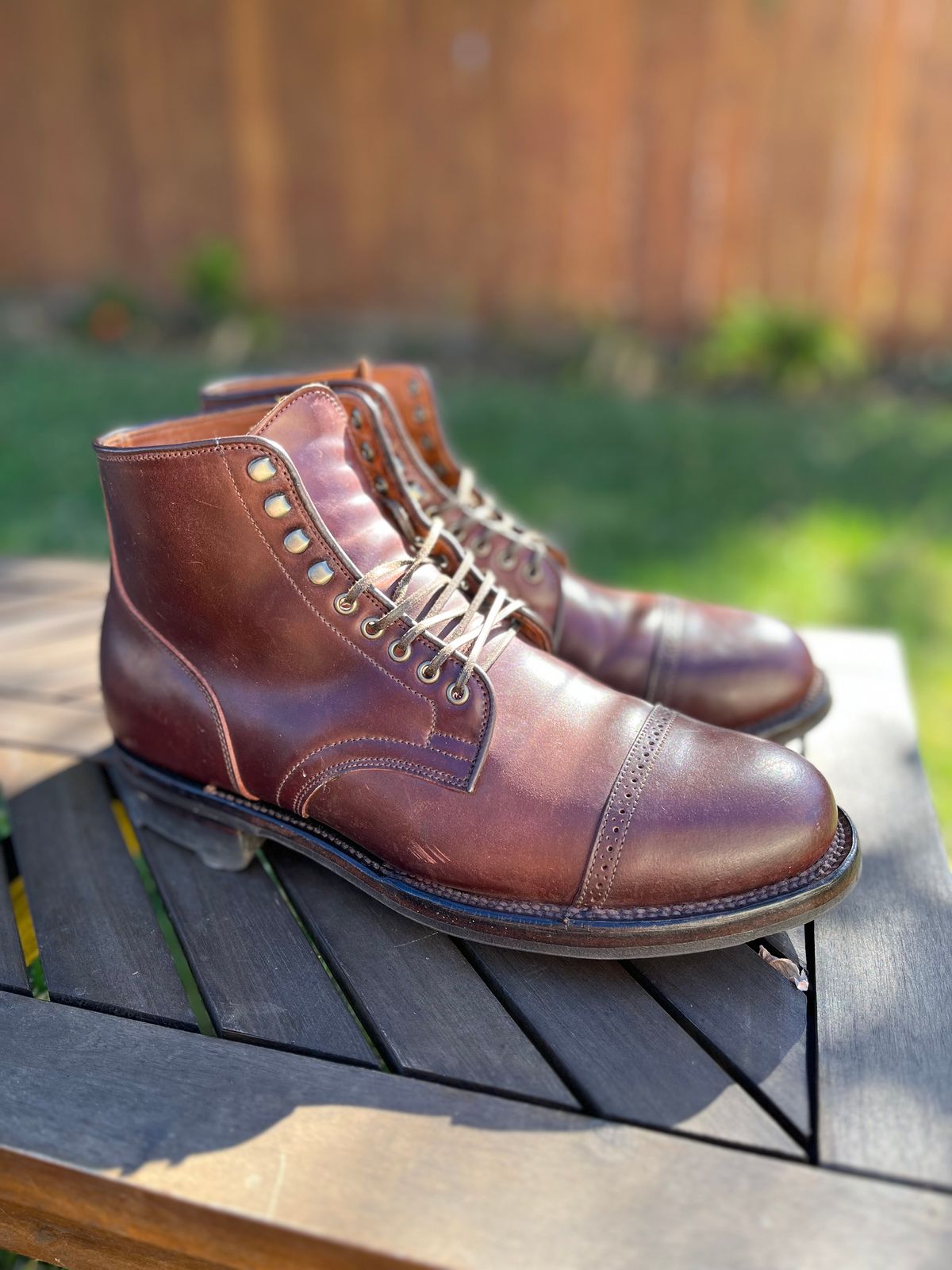 Photo by korage on November 5, 2023 of the Viberg Service Boot BCT in Horween Color 4 Shell Cordovan.