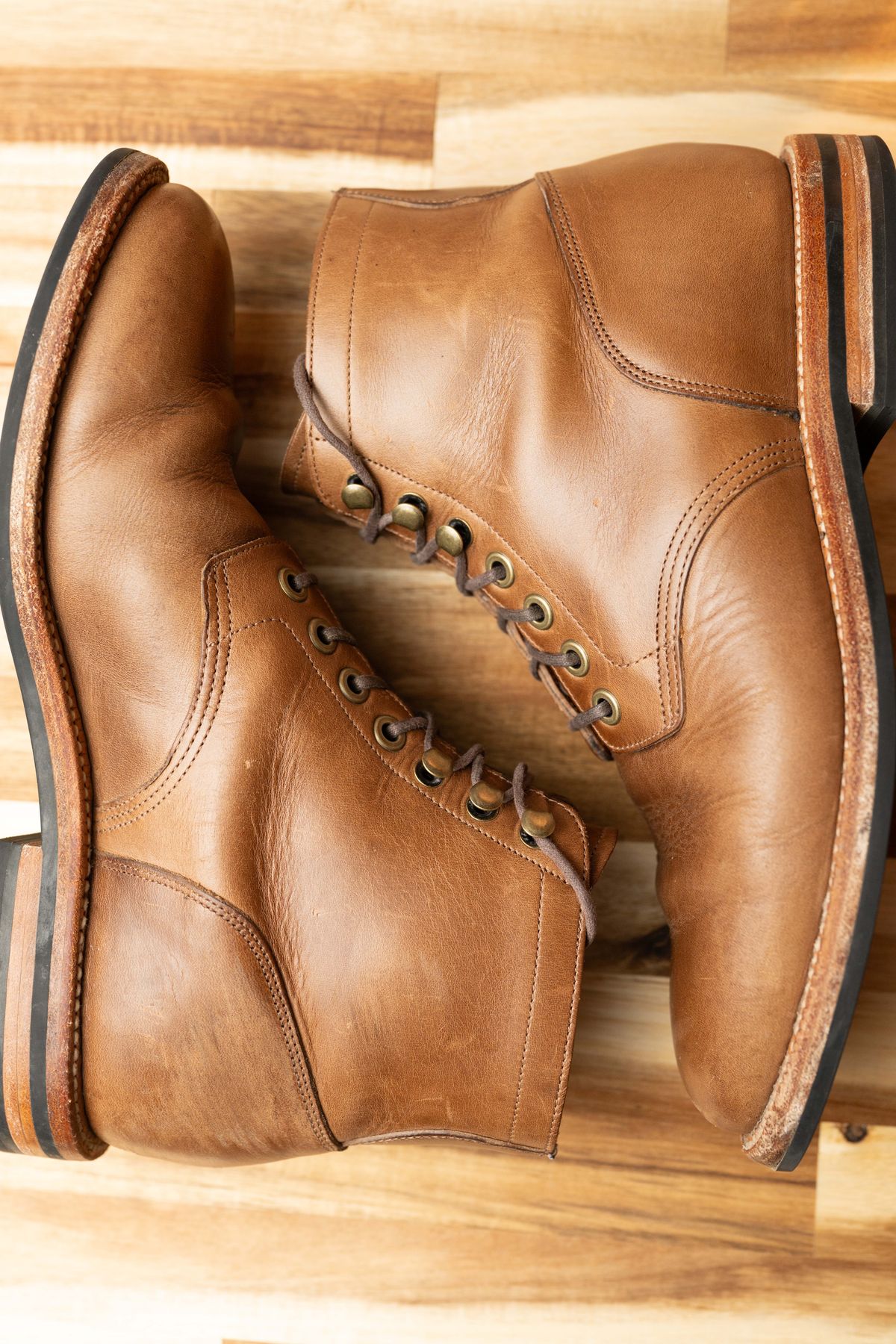 Photo by naclmaiden on December 5, 2023 of the Grant Stone Nora Boot in Horween Dune Chromexcel.