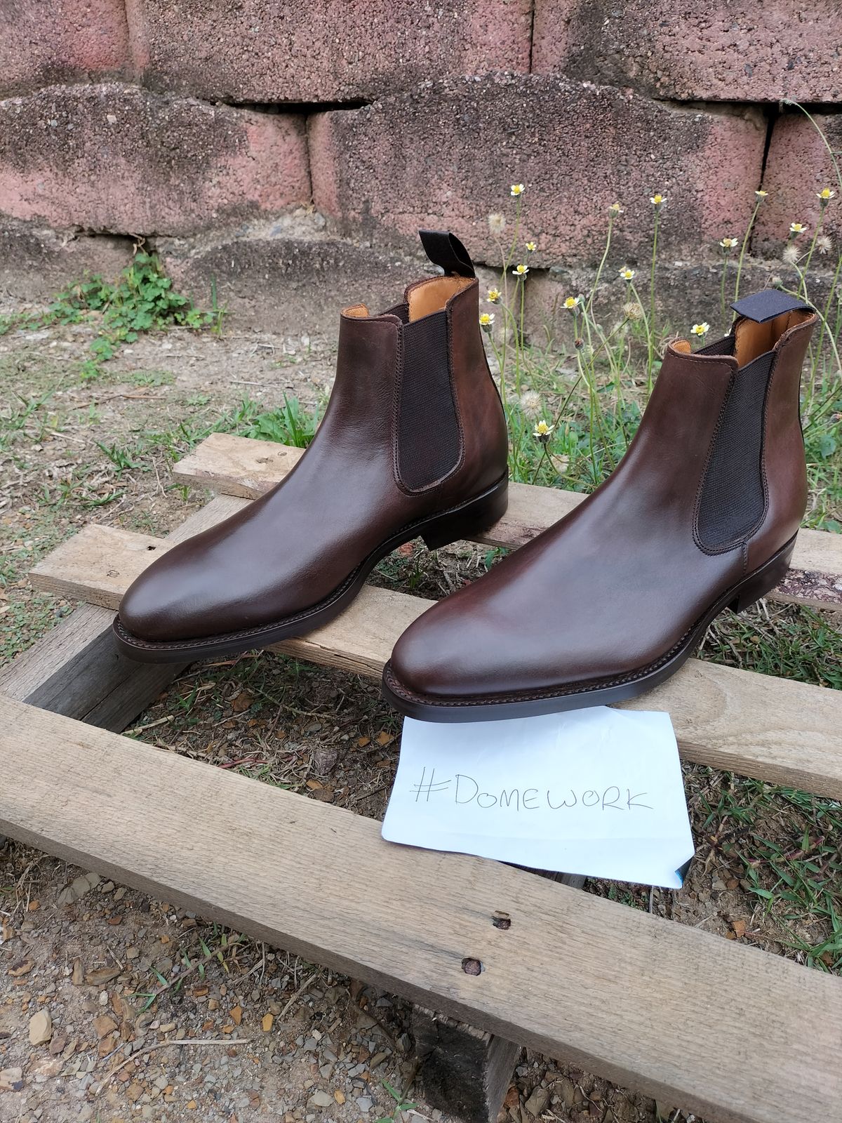 Photo by AneshM on October 1, 2022 of the Herring Wainwright Chelsea Boots in Dark Brown Calf.