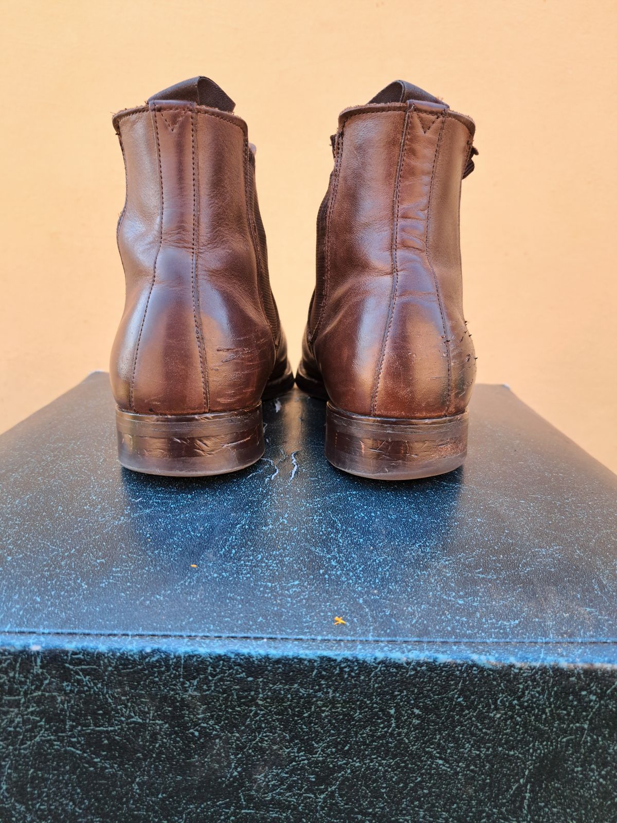 Photo by AneshM on April 2, 2023 of the Herring Wainwright Chelsea Boots in Dark Brown Calf.