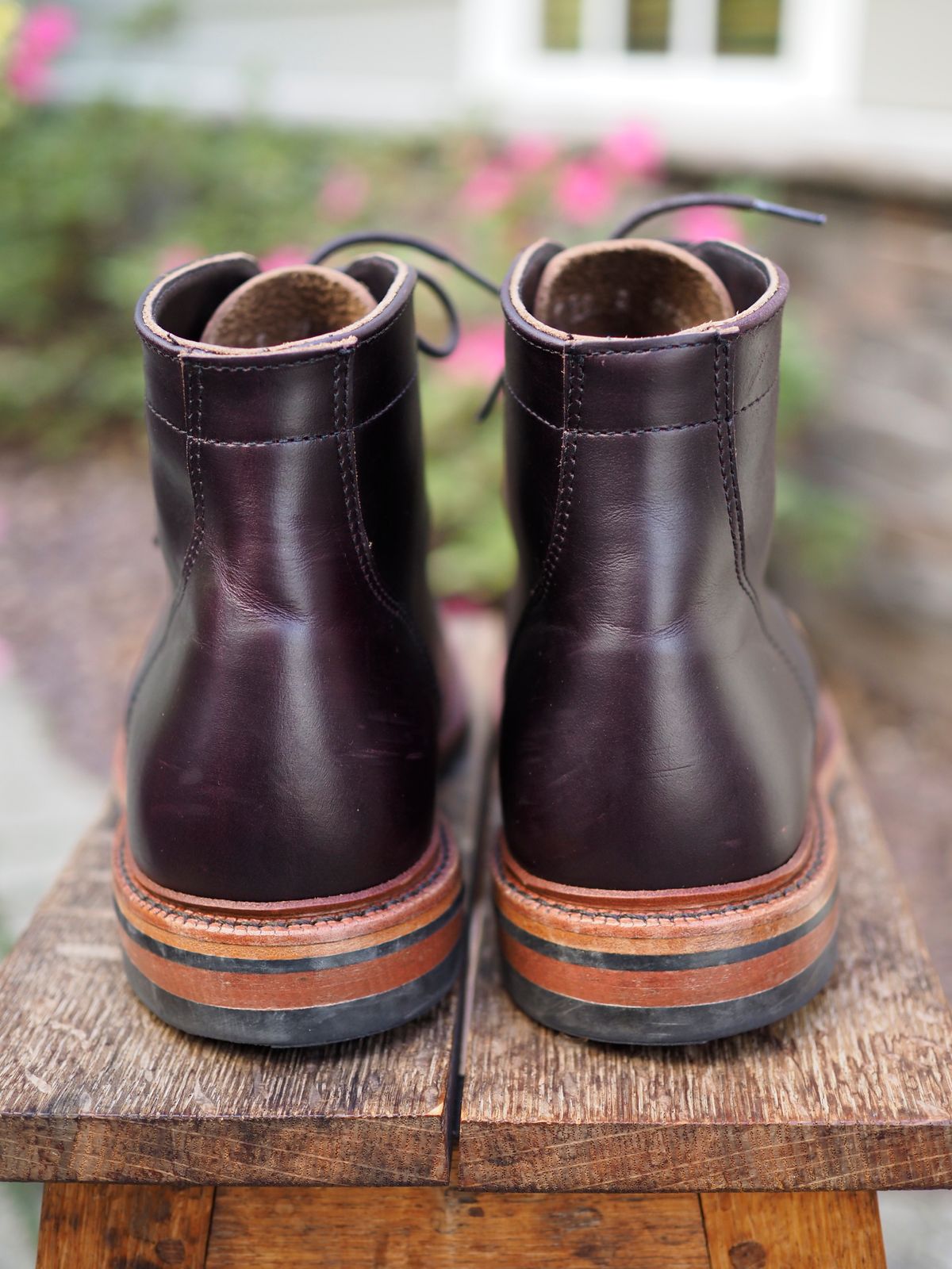 Photo by pmarlinm on October 2, 2022 of the Parkhurst The Richmond in Seidel Dark Burgundy Double Shot.