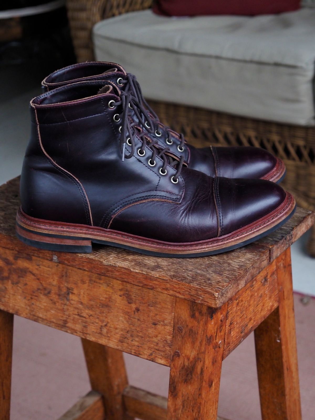 Photo by pmarlinm on January 1, 2023 of the Parkhurst The Richmond in Seidel Dark Burgundy Double Shot.