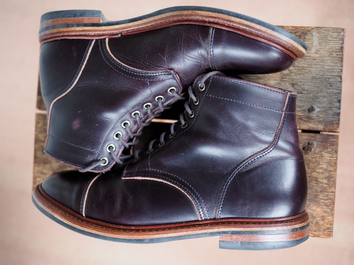 Photo by pmarlinm on February 5, 2023 of the Parkhurst The Richmond in Seidel Dark Burgundy Double Shot.