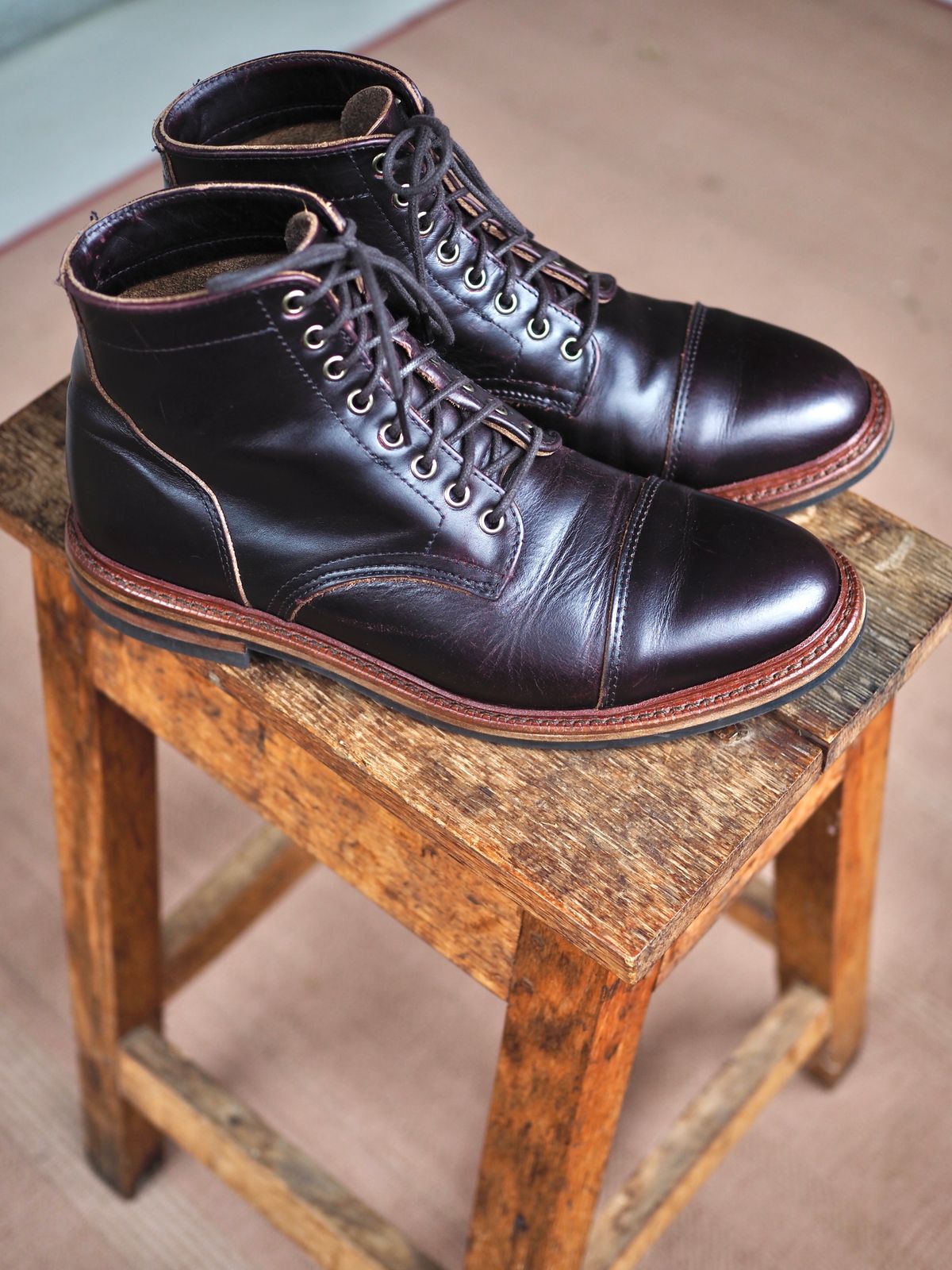 Photo by pmarlinm on February 5, 2023 of the Parkhurst The Richmond in Seidel Dark Burgundy Double Shot.