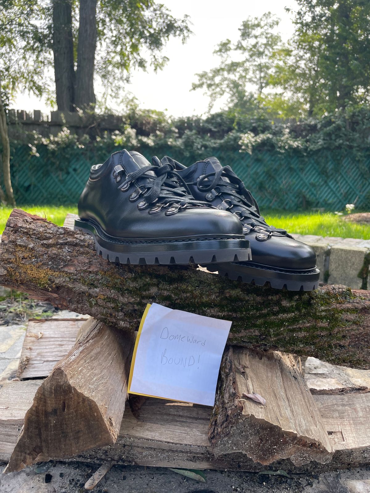 Photo by mriv98 on October 1, 2023 of the Sagara Trailmaster in Indonesian Black Teacore.