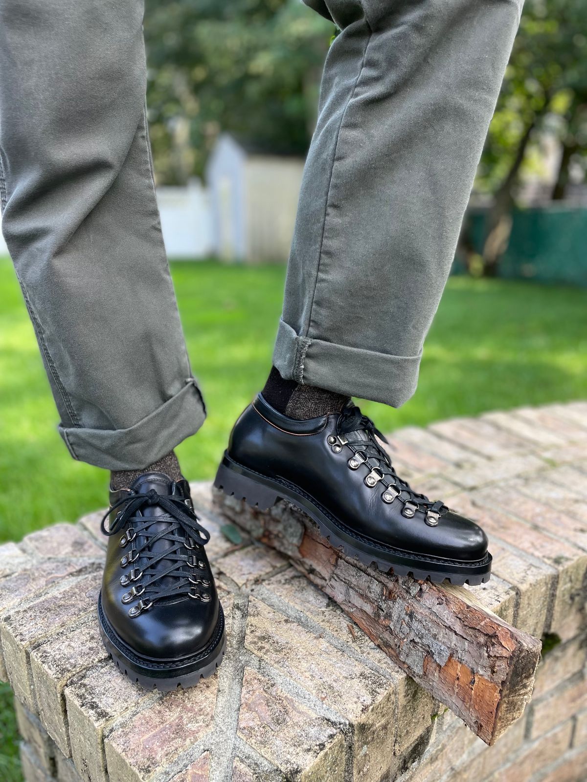 Photo by mriv98 on October 1, 2023 of the Sagara Trailmaster in Indonesian Black Teacore.