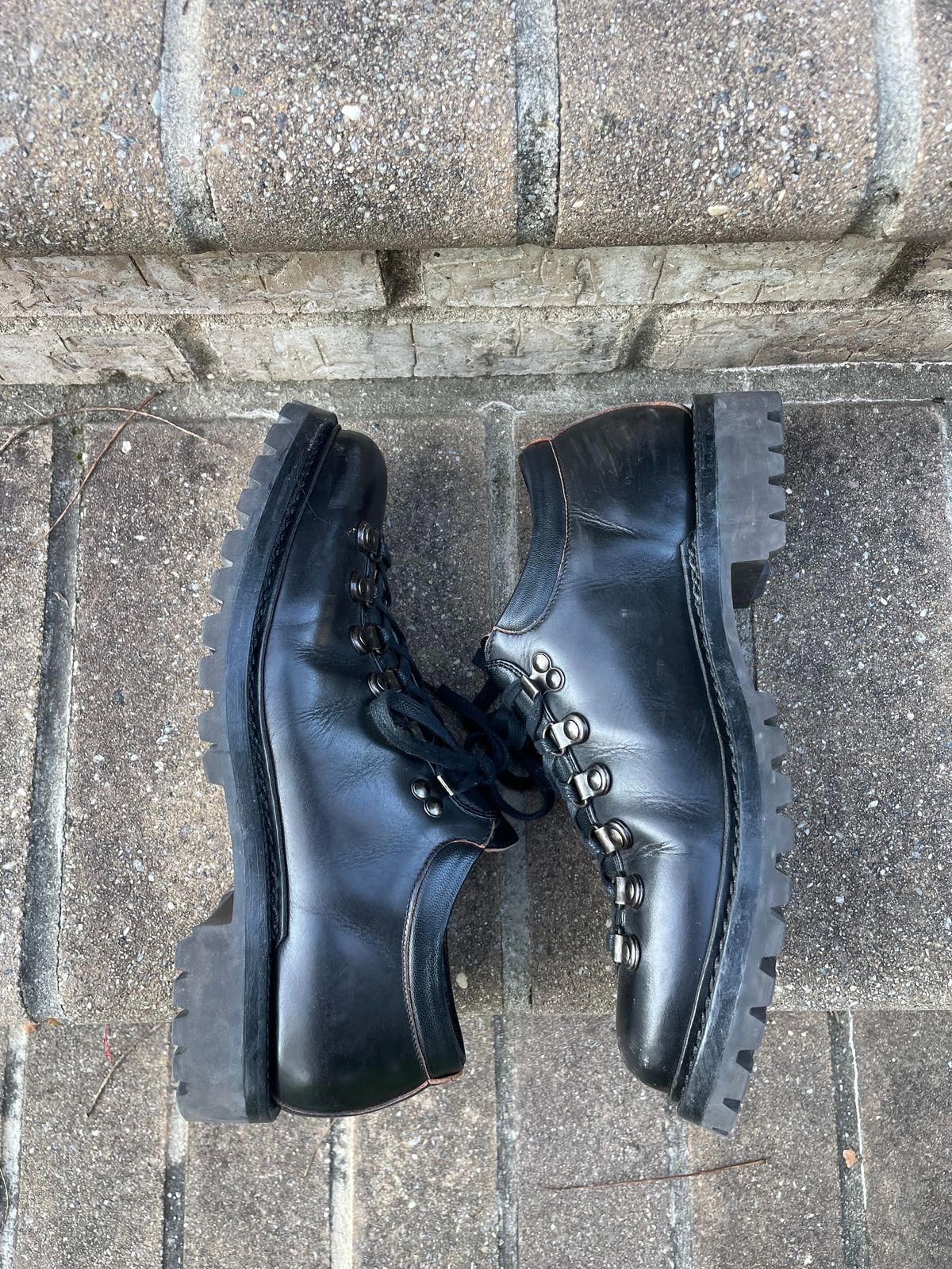 Photo by mriv98 on November 2, 2023 of the Sagara Trailmaster in Indonesian Black Teacore.