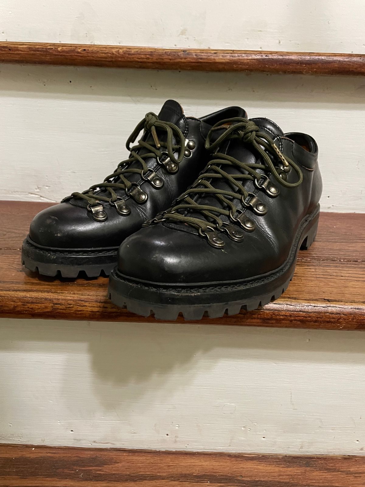 Photo by mriv98 on December 5, 2023 of the Sagara Trailmaster in Indonesian Black Teacore.