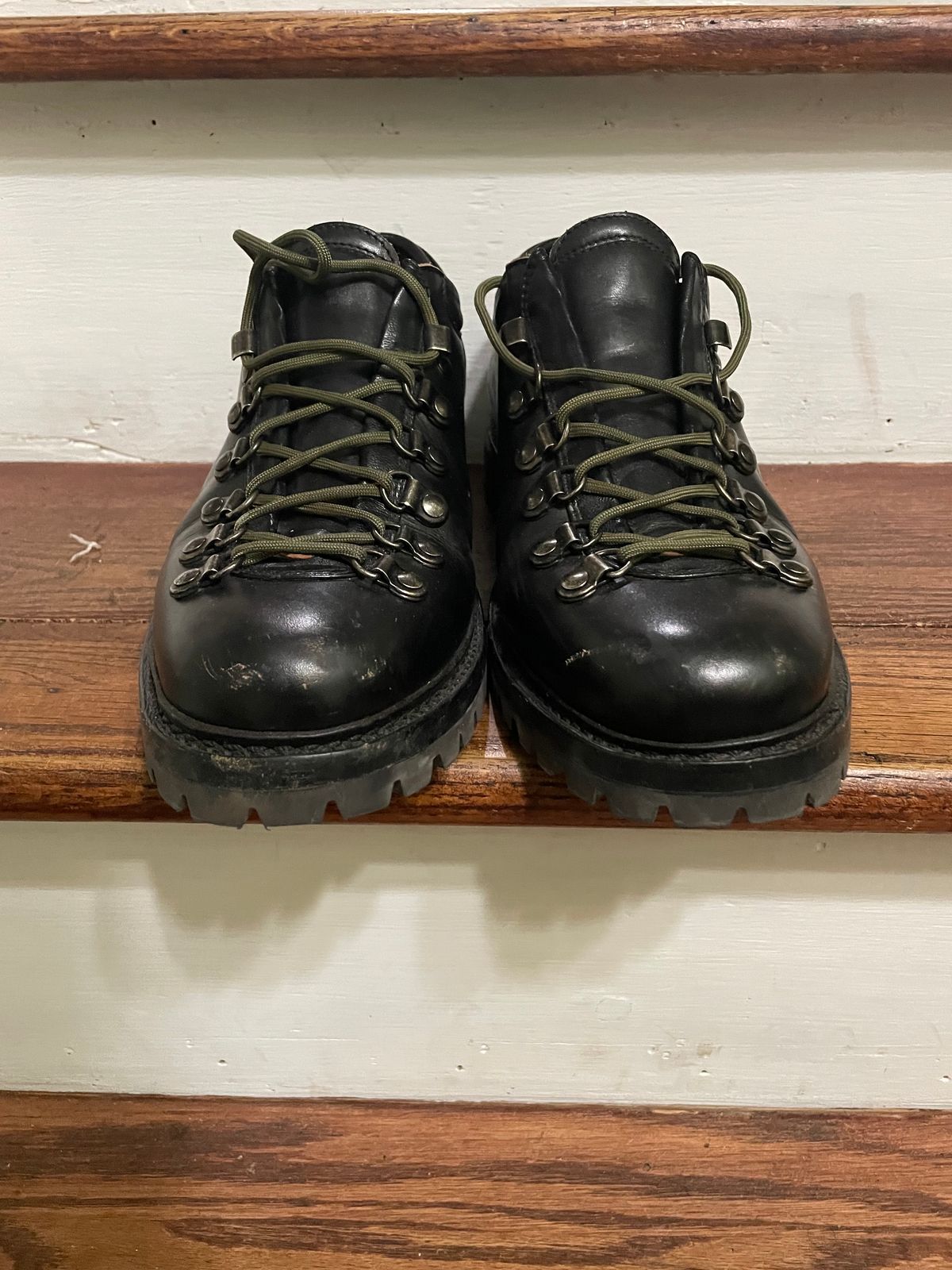 Photo by mriv98 on January 5, 2024 of the Sagara Trailmaster in Indonesian Black Teacore.