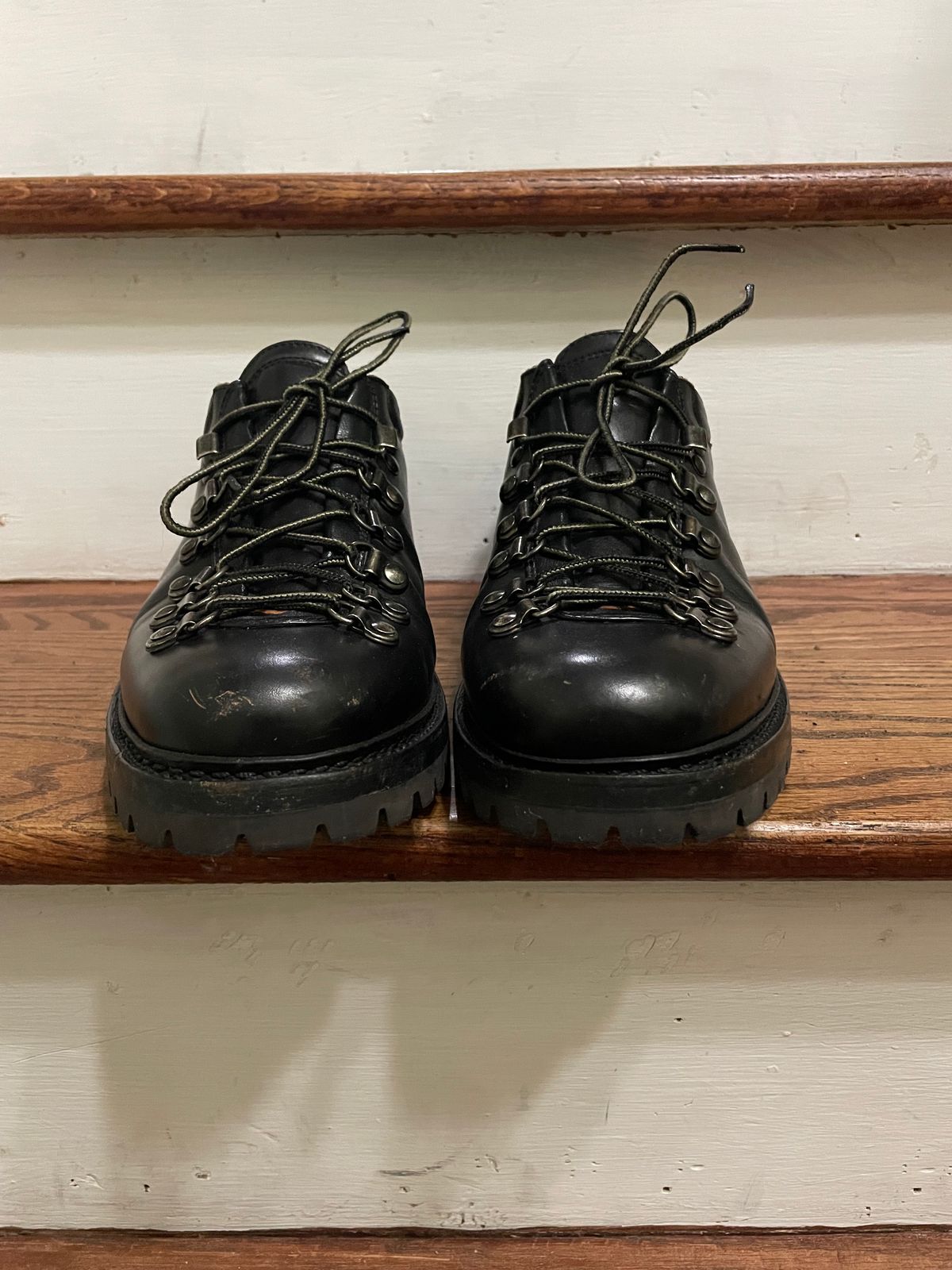 Photo by mriv98 on March 5, 2024 of the Sagara Trailmaster in Indonesian Black Teacore.