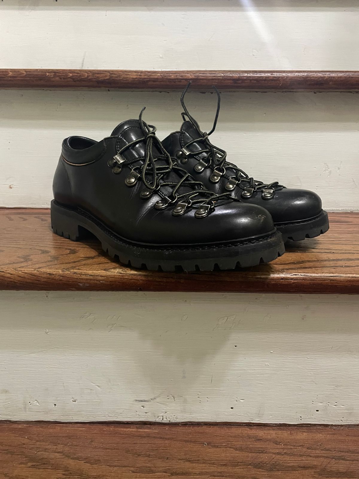 Photo by mriv98 on March 5, 2024 of the Sagara Trailmaster in Indonesian Black Teacore.