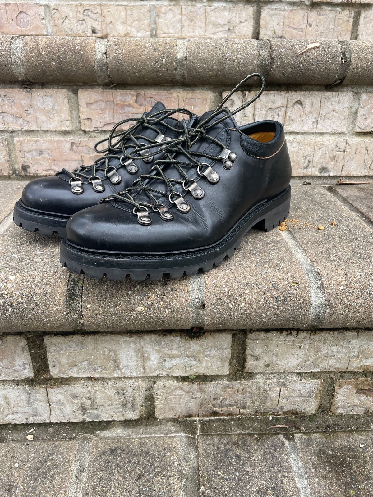 Photo by mriv98 on April 4, 2024 of the Sagara Trailmaster in Indonesian Black Teacore.