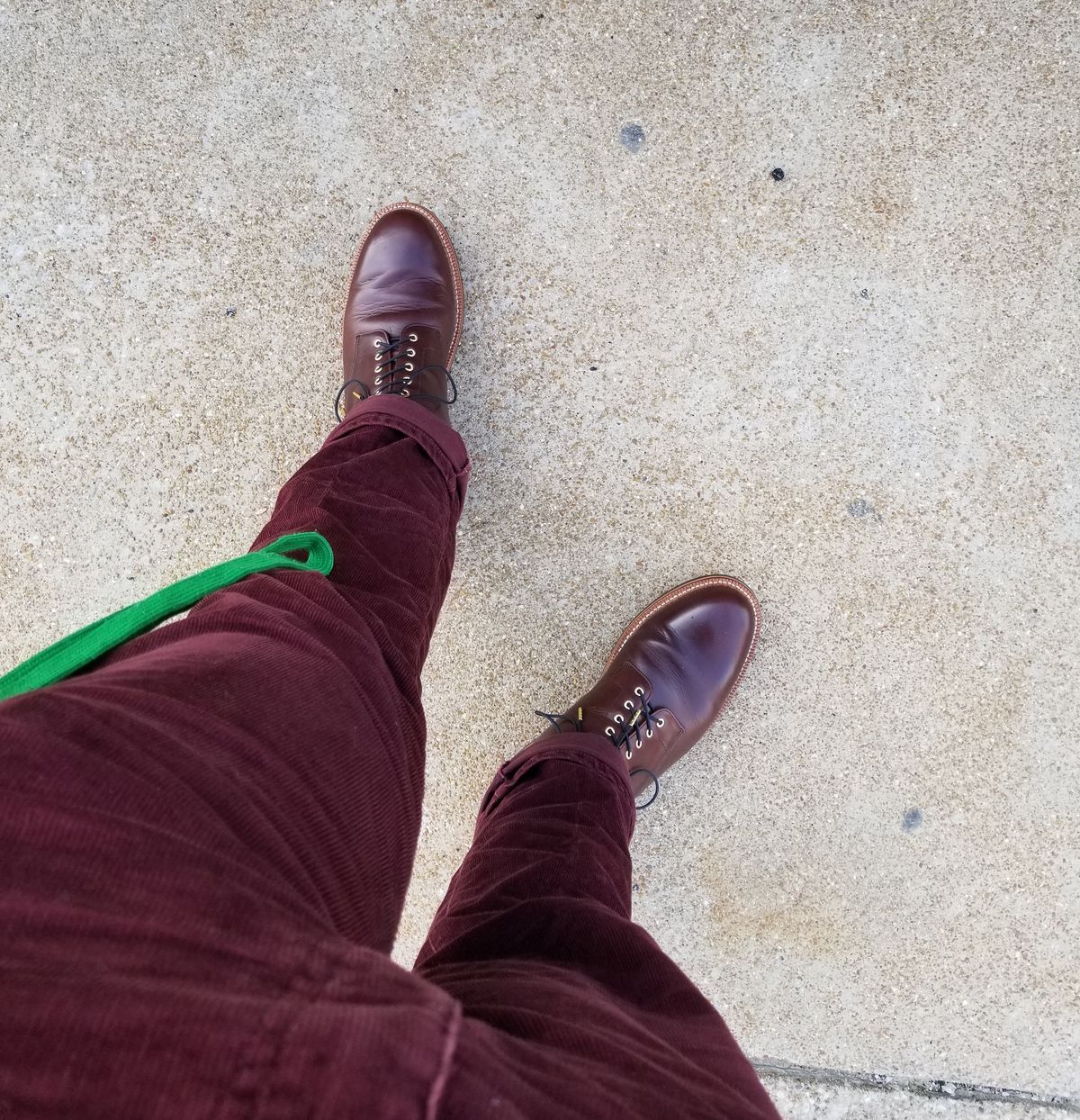 Photo by InfernalJusticator on April 22, 2024 of the Grant Stone Edward Boot in Horween Dark Walnut Chromexcel.