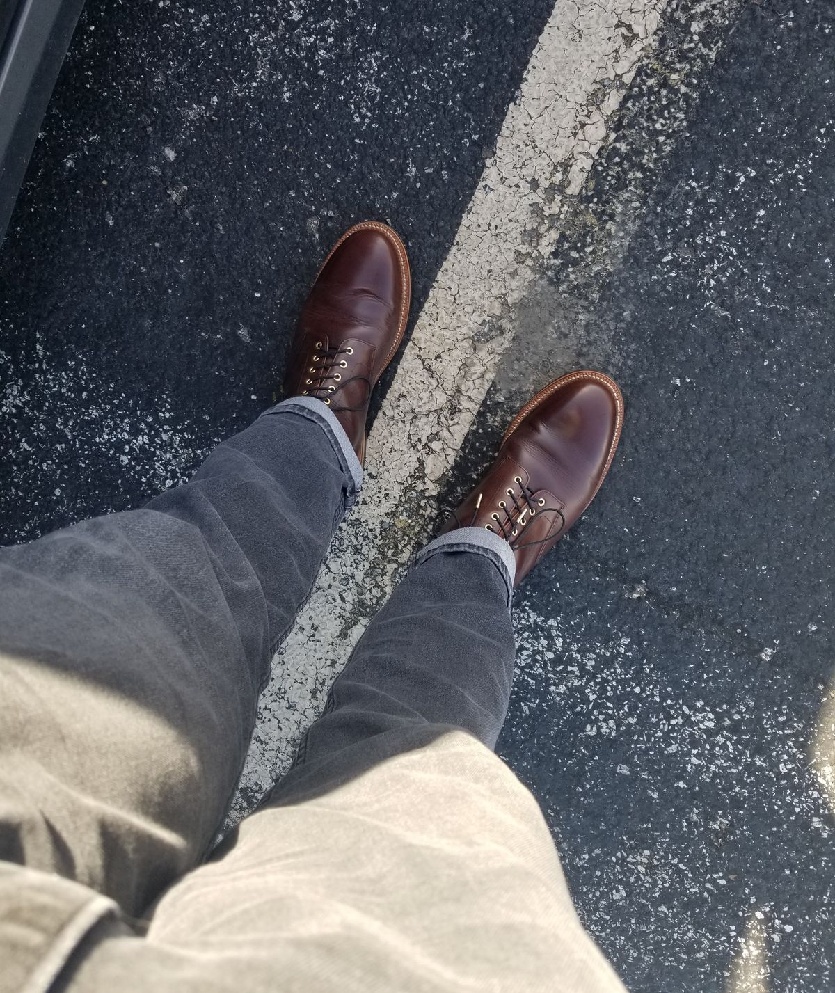 Photo by InfernalJusticator on May 22, 2024 of the Grant Stone Edward Boot in Horween Dark Walnut Chromexcel.