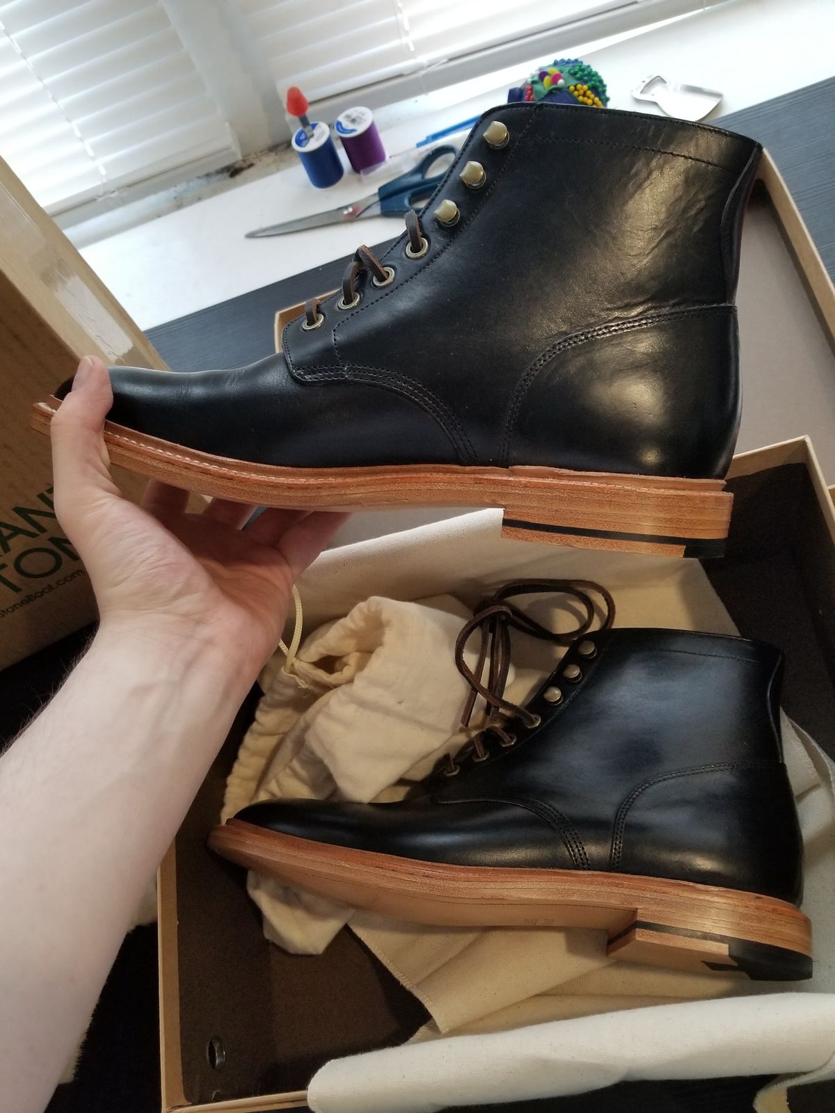 Photo by InfernalJusticator on April 29, 2024 of the Grant Stone Diesel Boot in Horween Black Chromexcel.